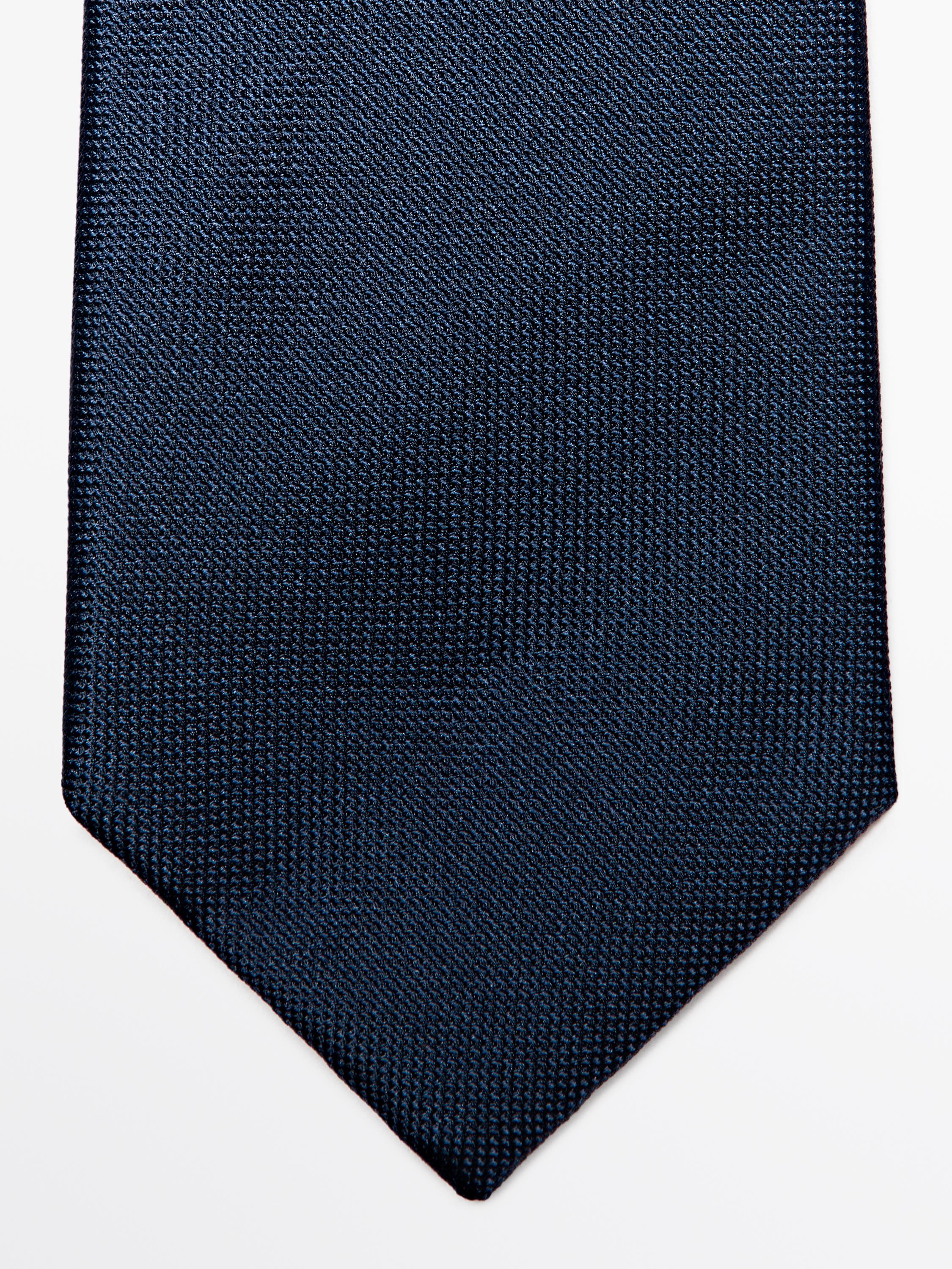 100% silk textured tie — NAVY BLUE