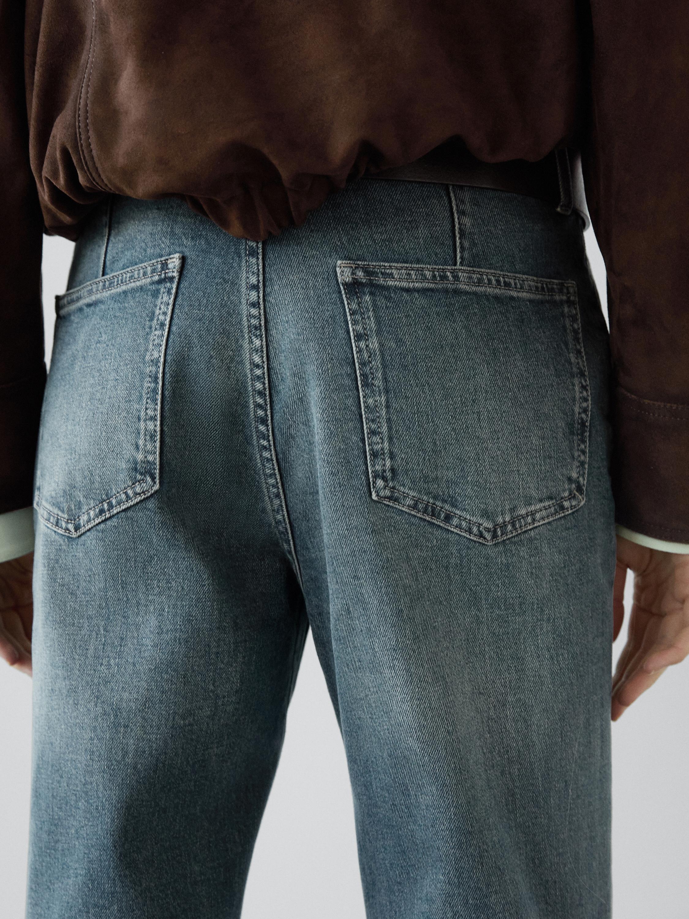 Mid-rise bell bottom jeans — MEDIUM BLUE