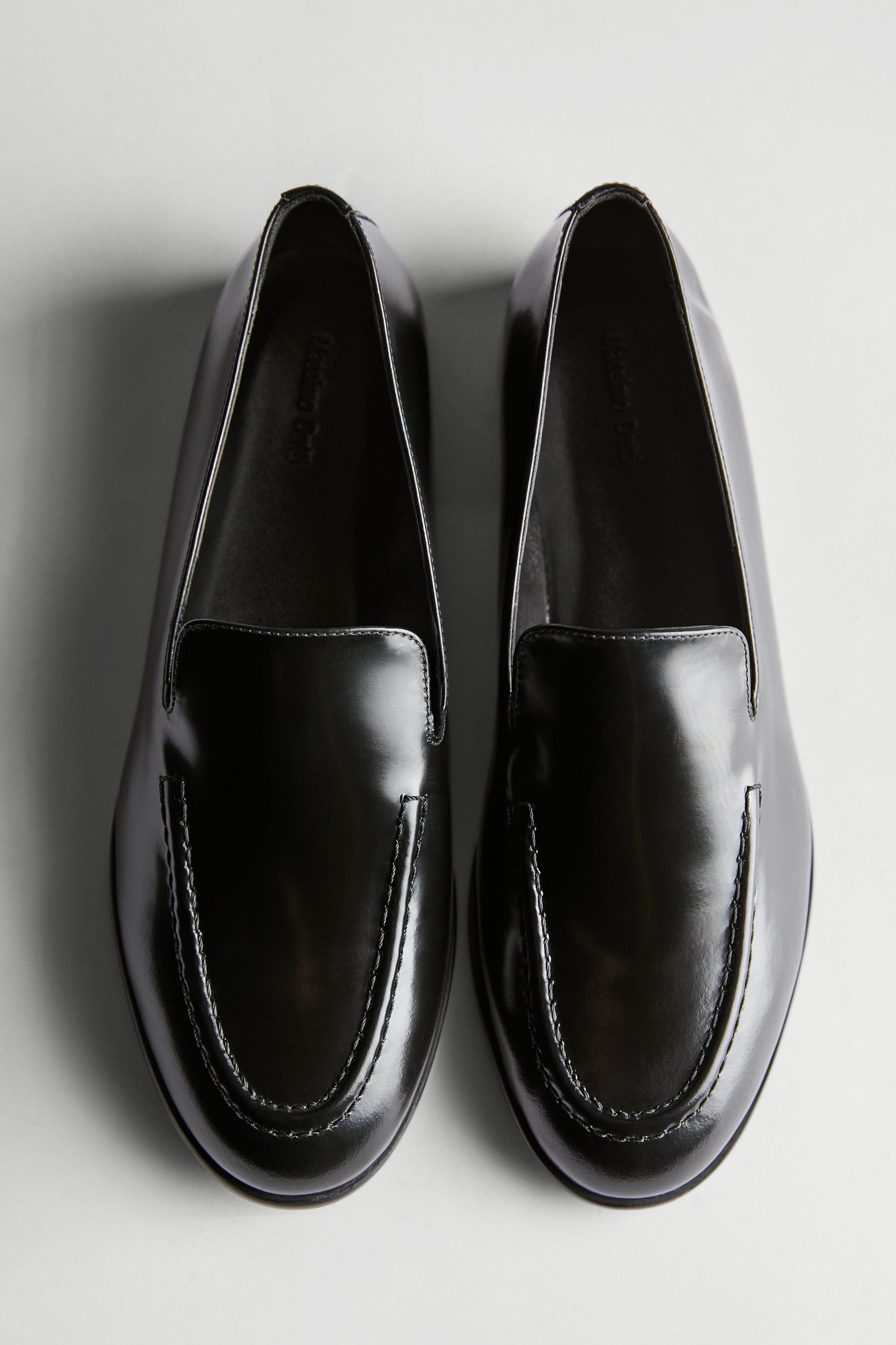 Formal leather loafers — BLACK