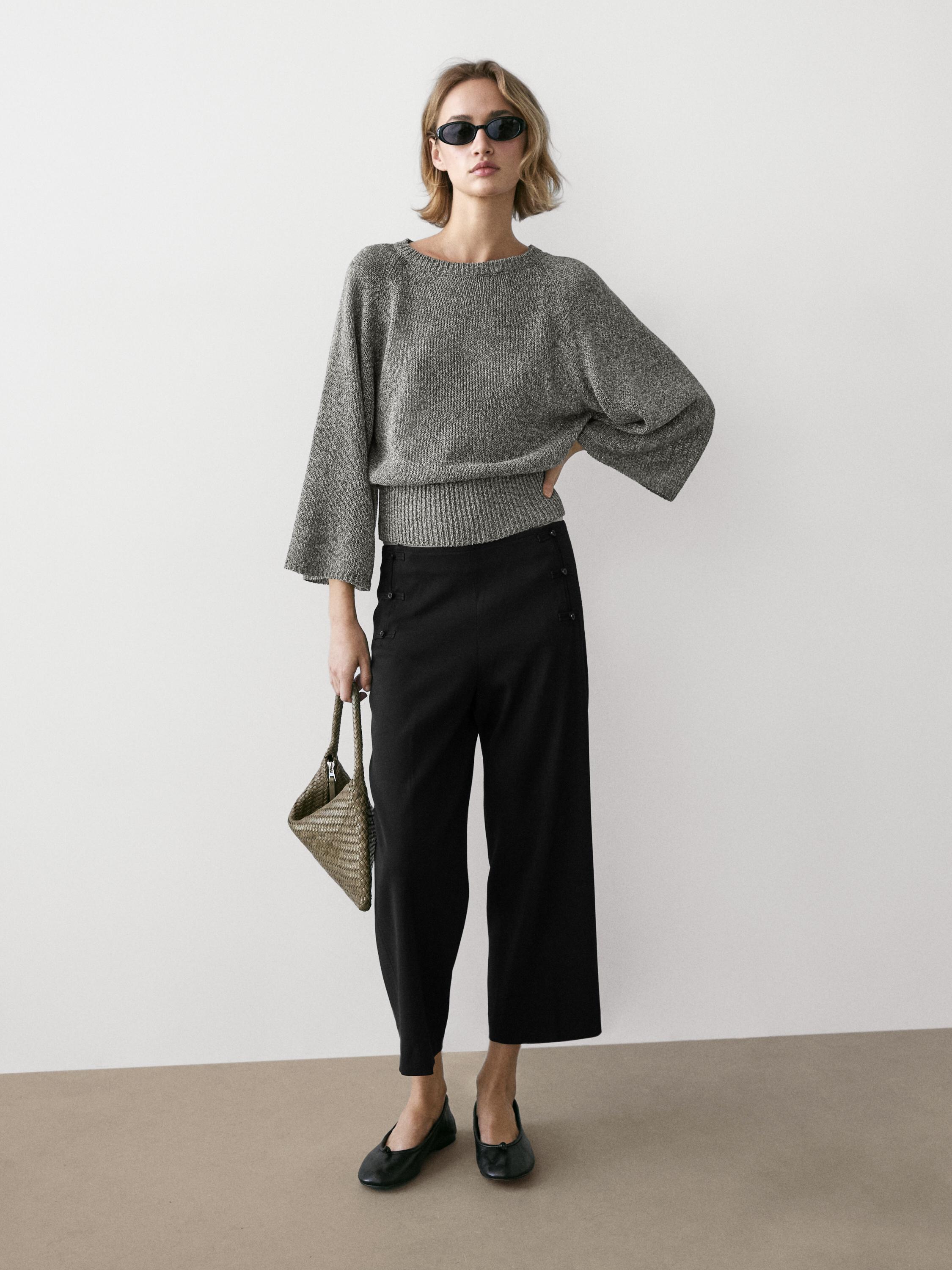 버튼 디테일 카프리 팬츠