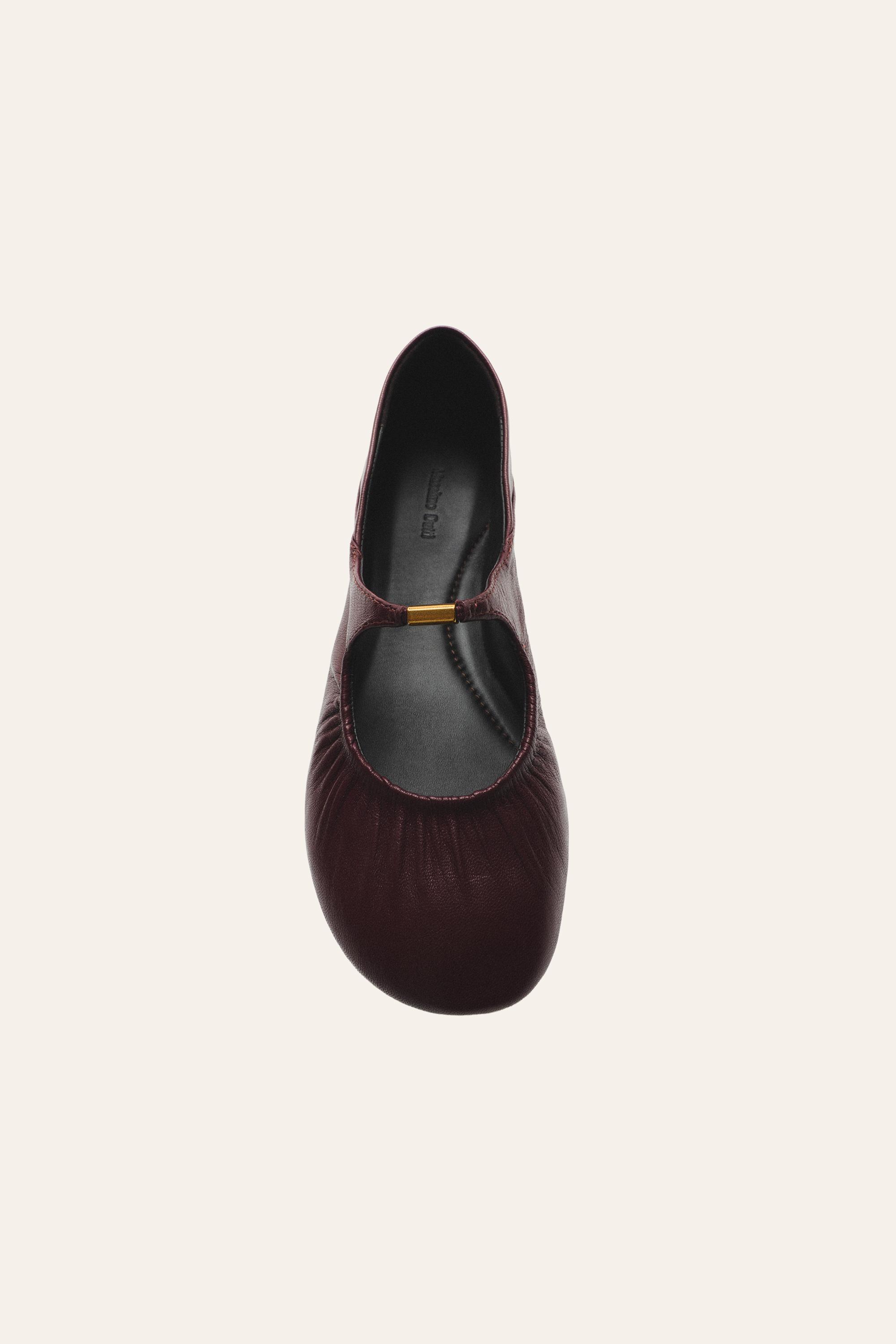 Soft leather ballet flat — BURGUNDY
