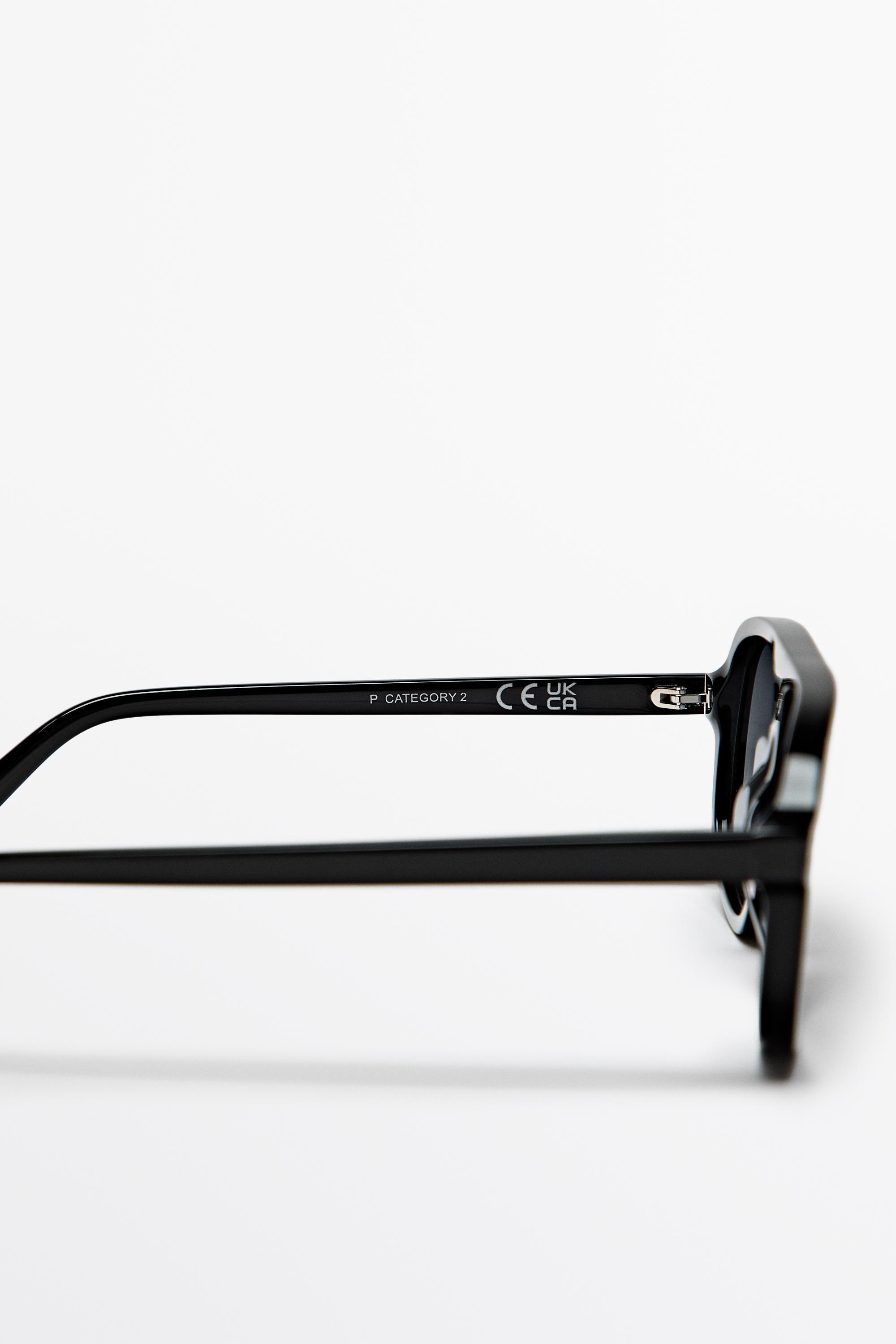 Aviator sunglasses — BLACK
