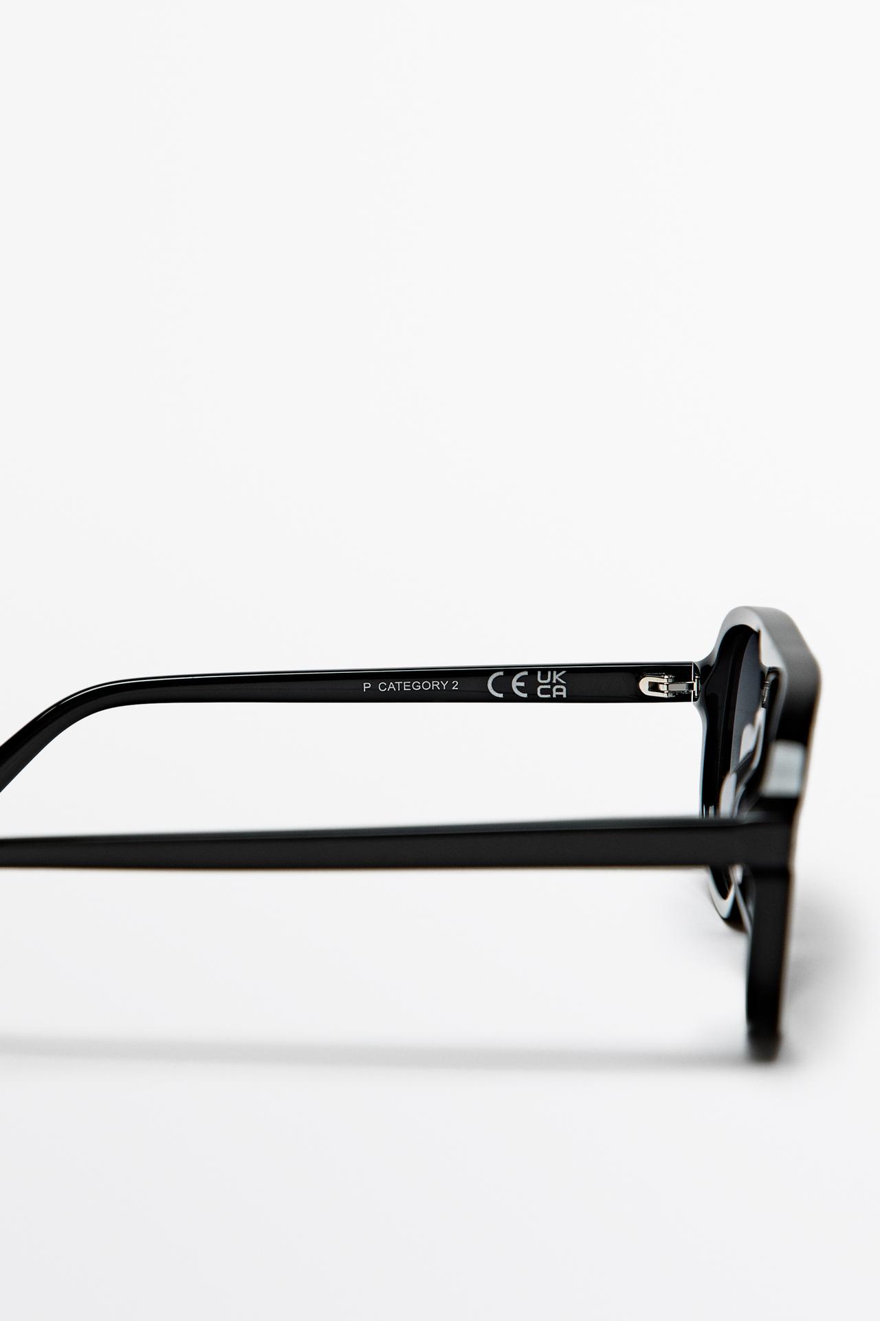 Aviator sunglasses — BLACK