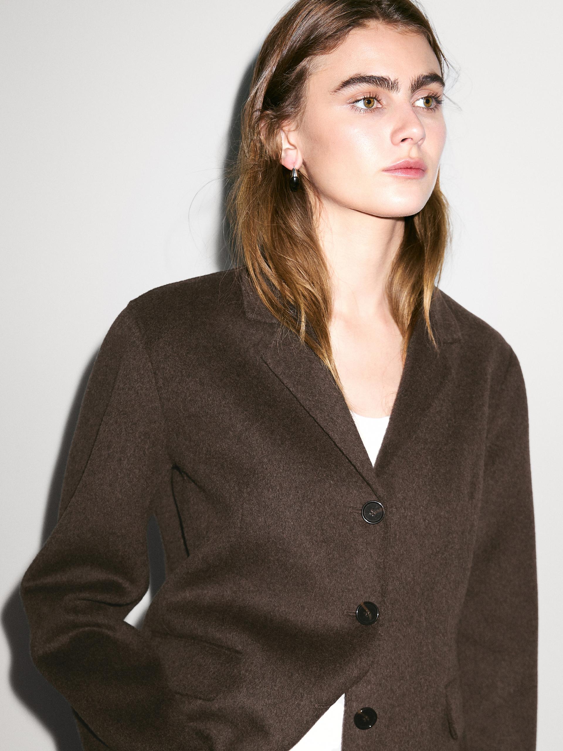 Marynarka Z Mieszanki Wełny Z Dopasowanym Kołnierzem - Czekoladowy - L - Massimo Dutti - Kobieta