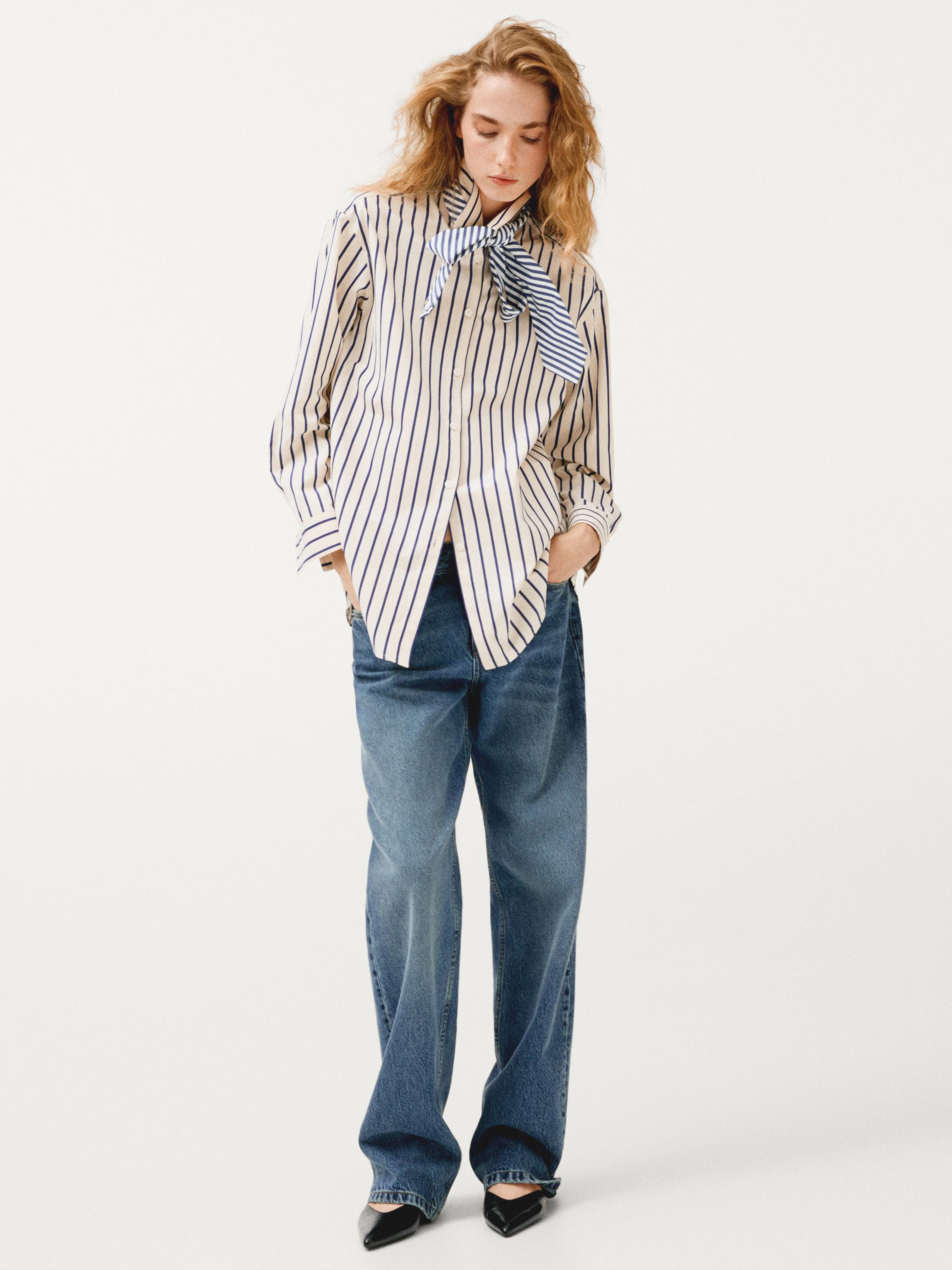 Mid-rise straight-leg jeans — MEDIUM BLUE