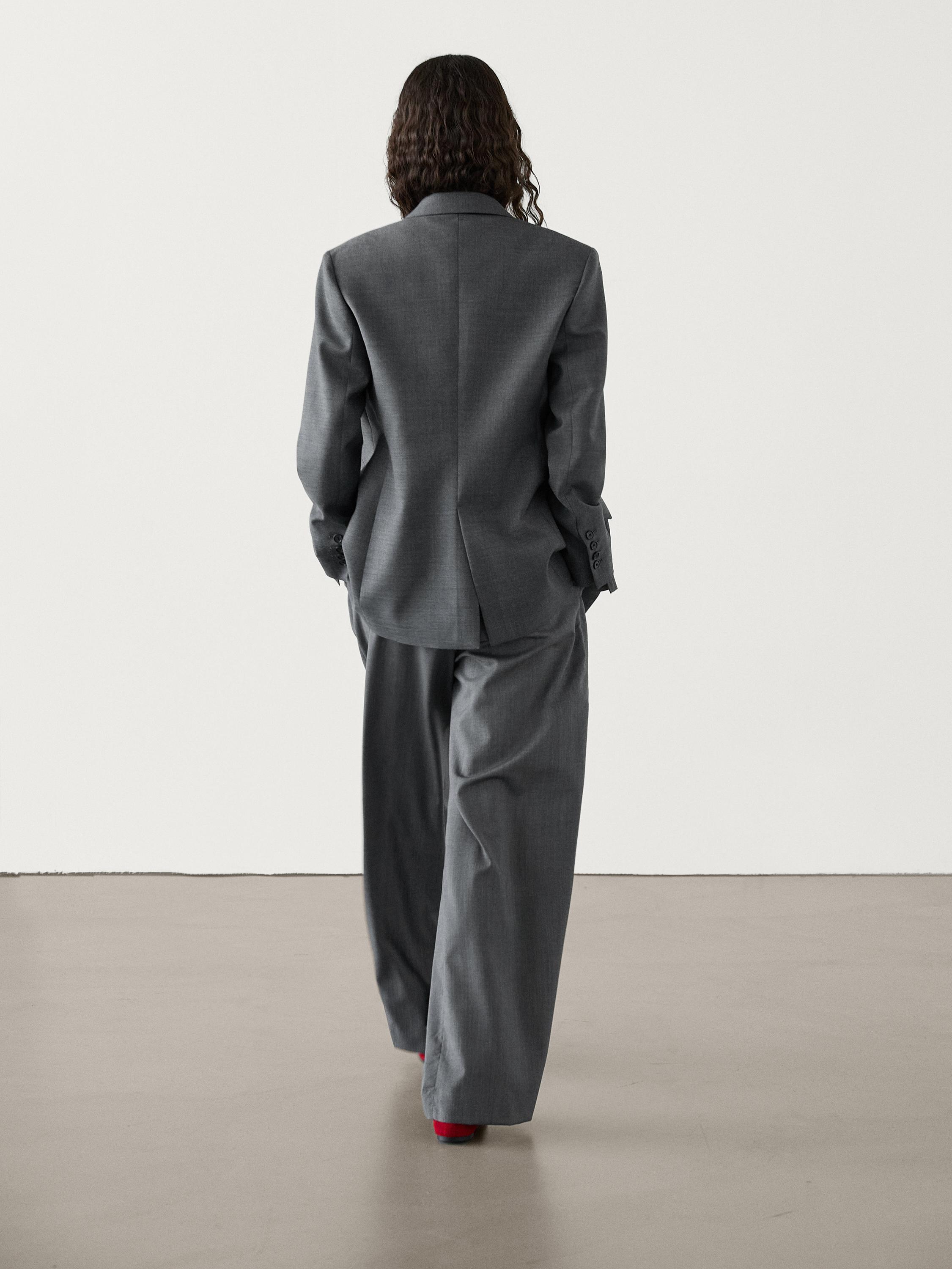 Pantalón straight fit pliegues lana conjunto