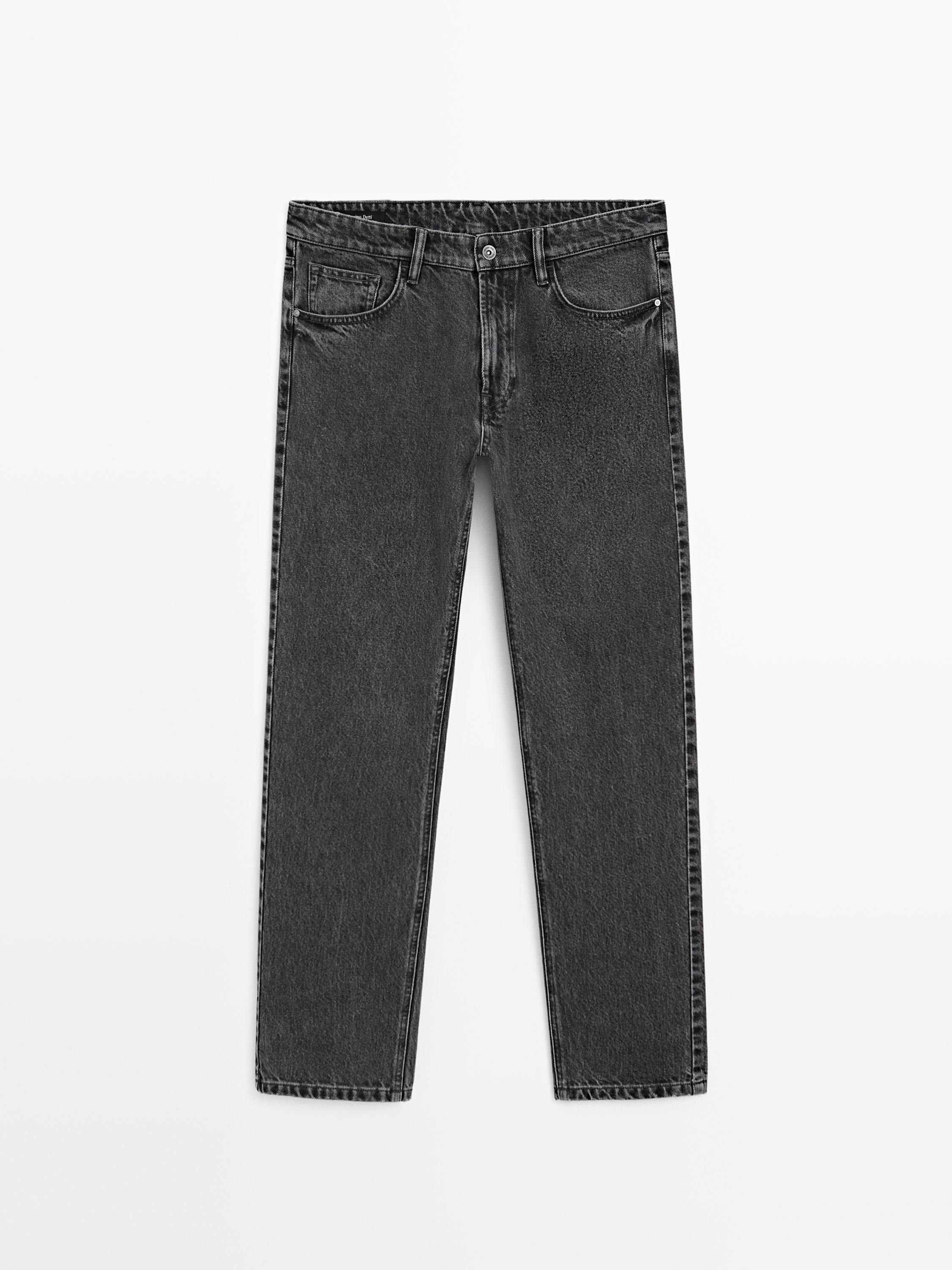 Tapered fit jeans