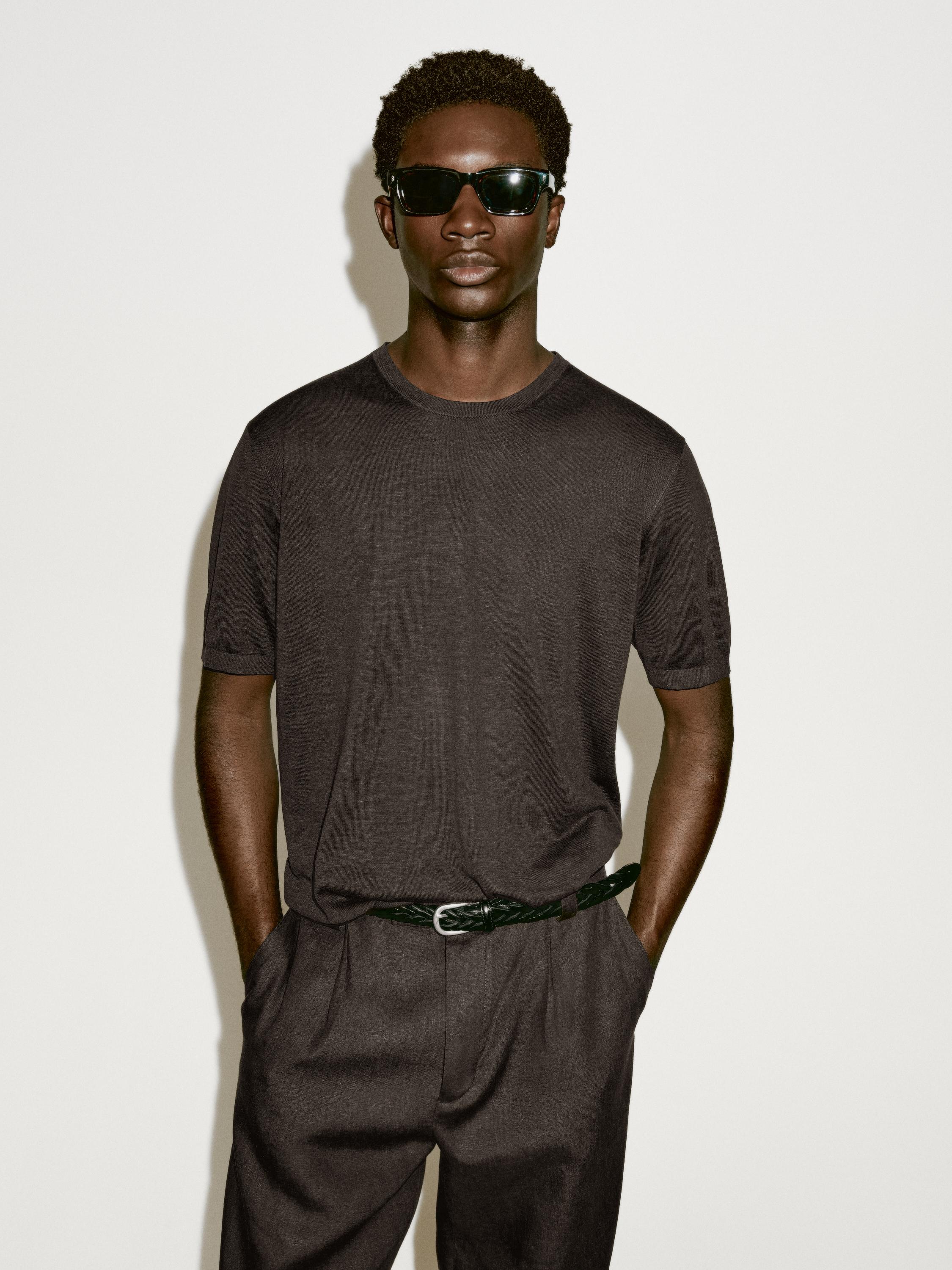 Knitted T-shirt with silk - Limited edition · Brown, White
