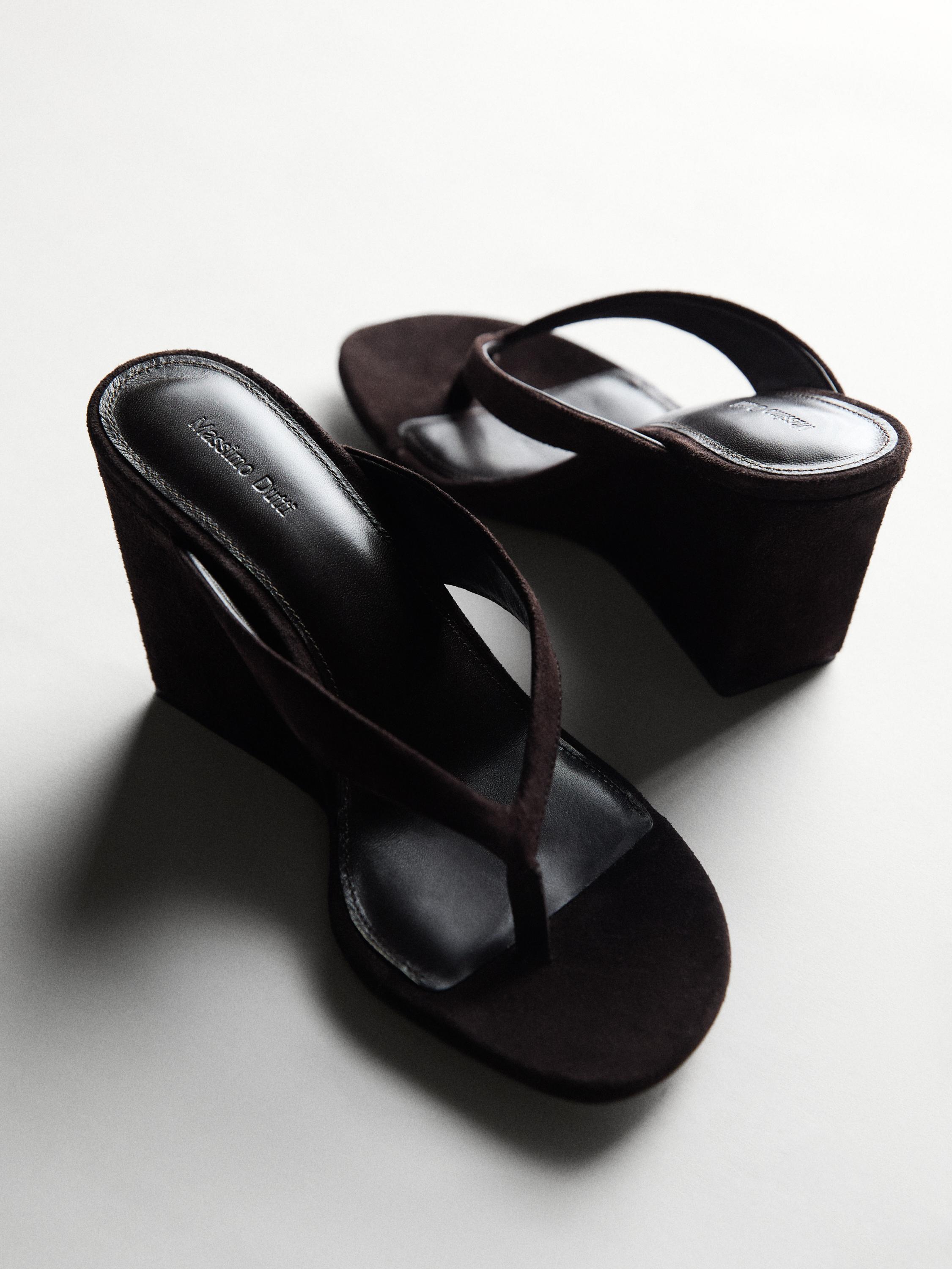 Split leather high-heel wedge sandals — BROWN