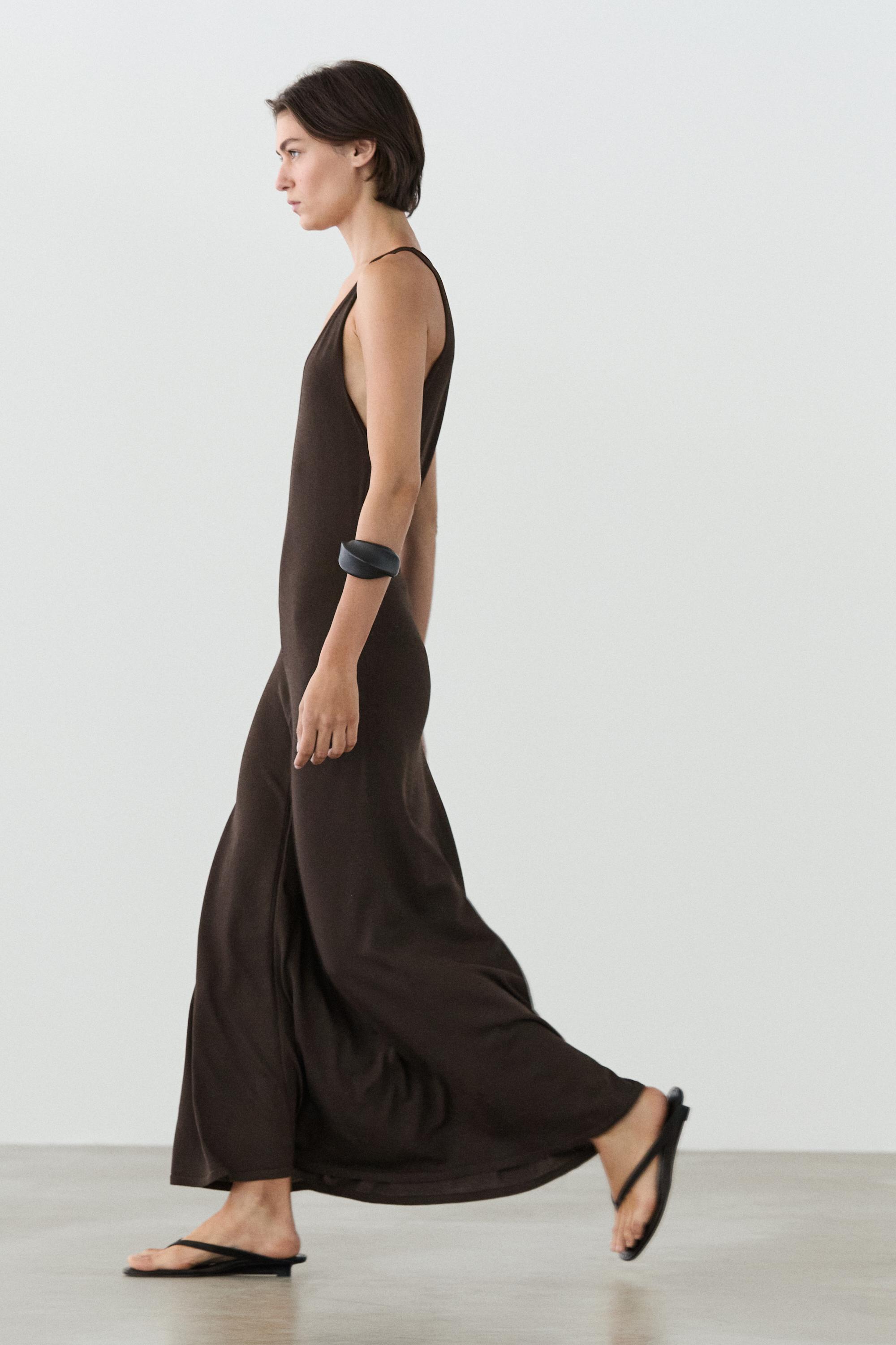 Flowing V-neck midi dress — BROWN