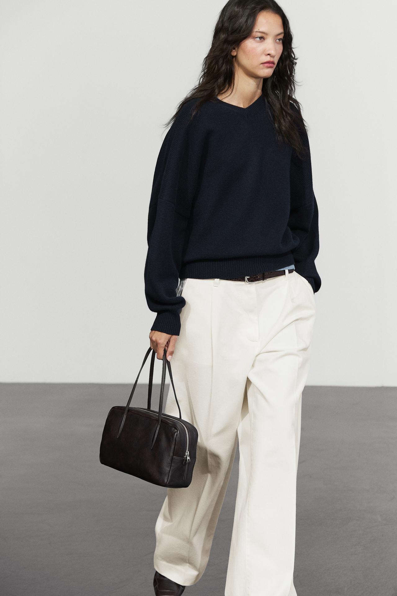100% wool oversize knit sweater — Dark Blue