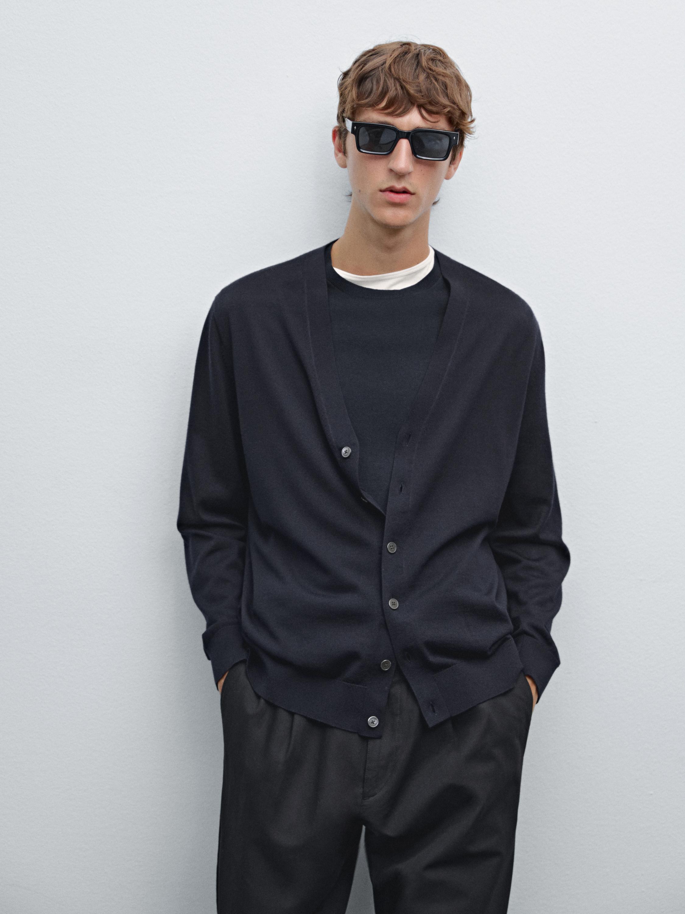 100% merino wool knitted cardigan