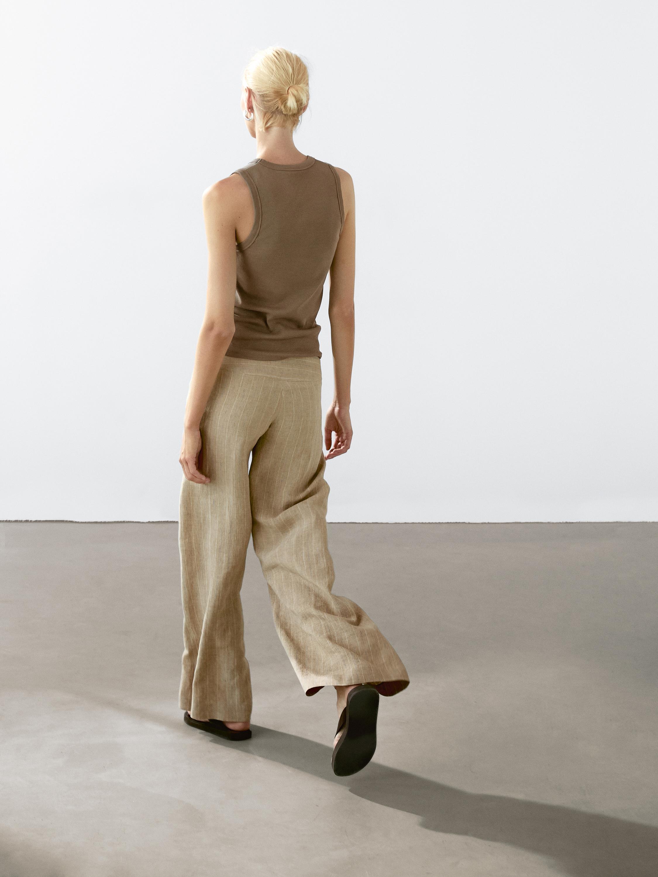 Heavy weight ribbed round neck top