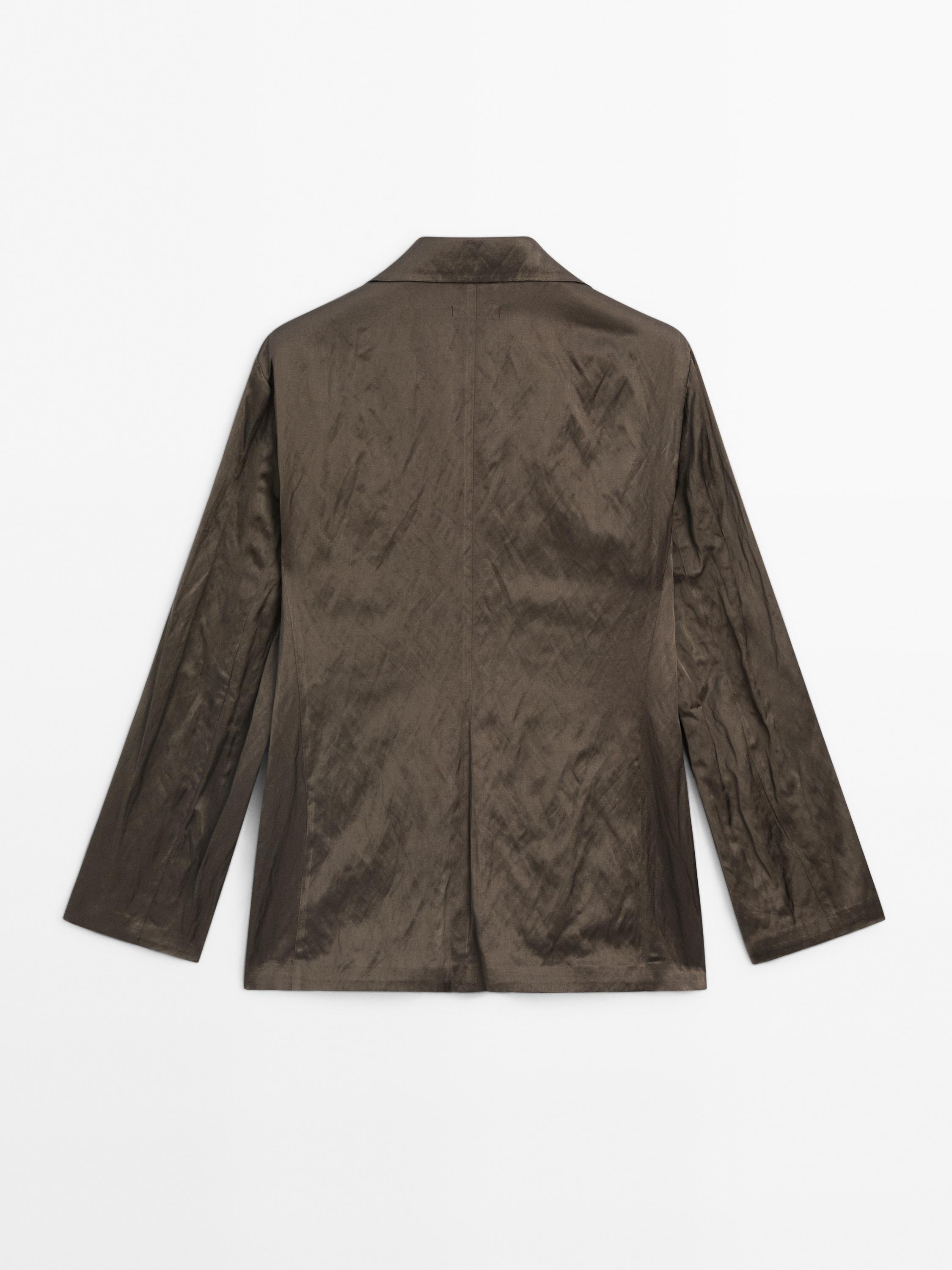 Creased-effect fitted satin blazer