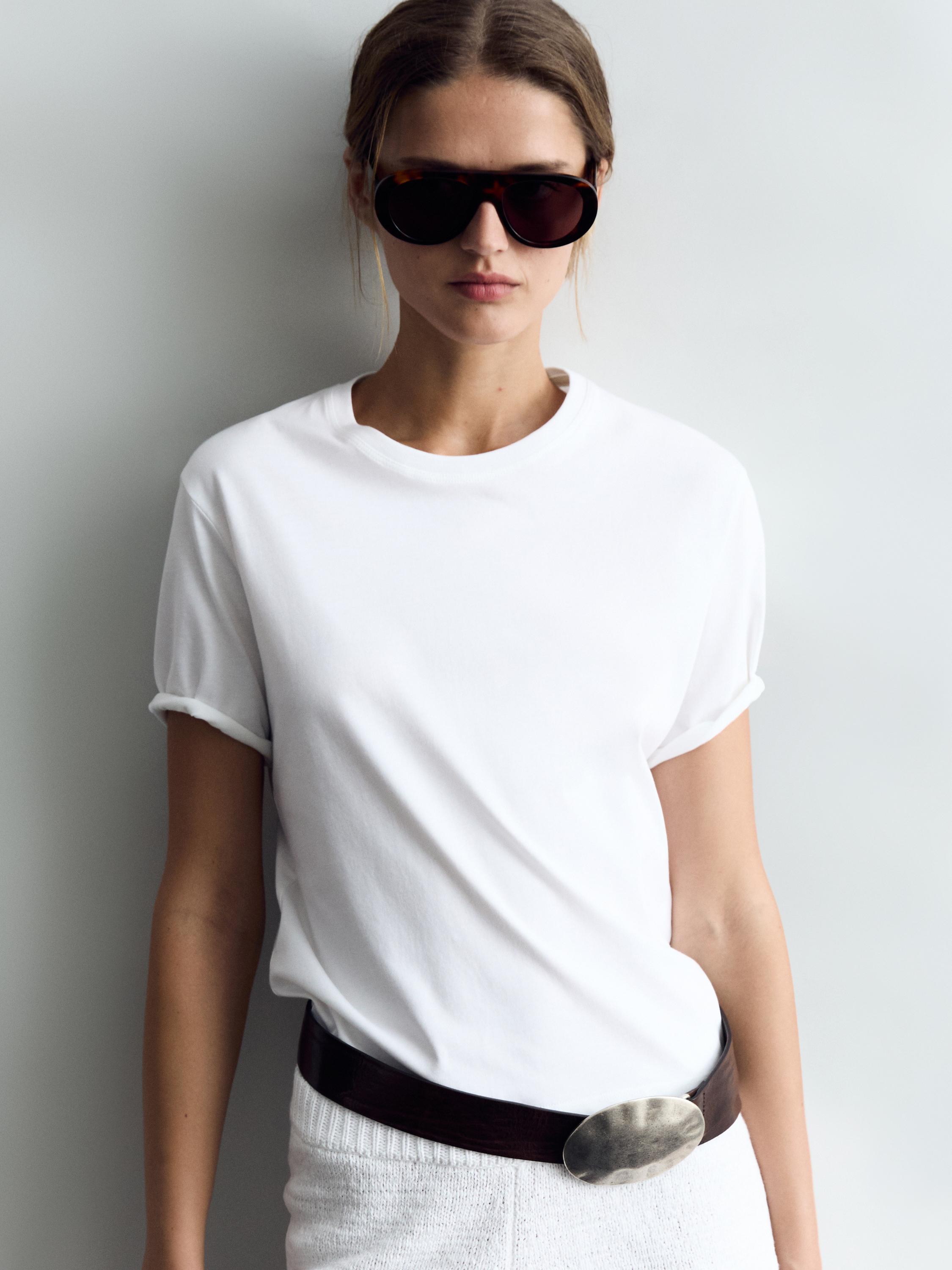 100% cotton lightweight T-shirt