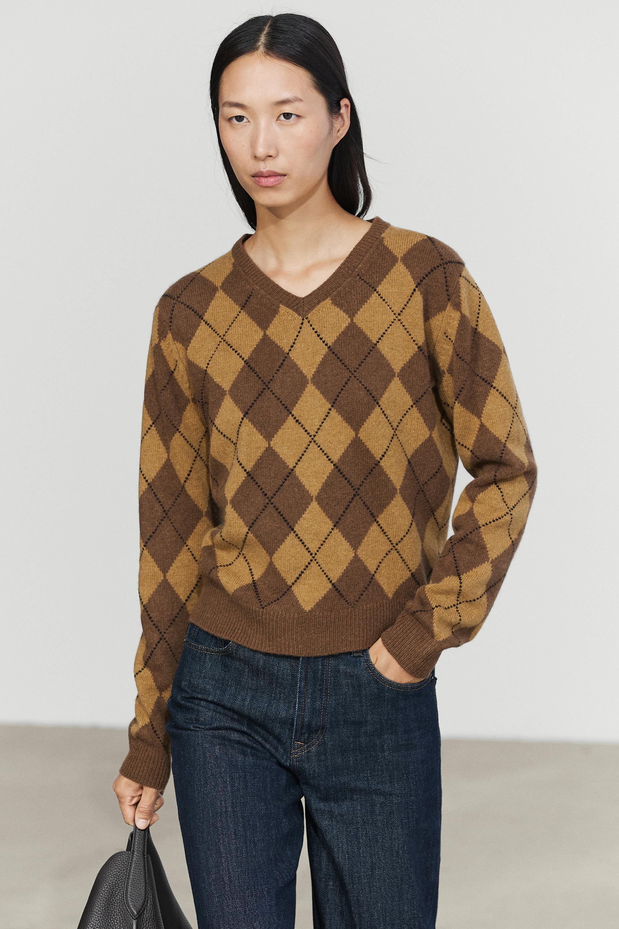 100% wool diamond knit sweater