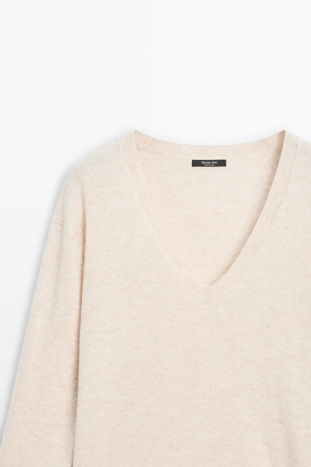 Wool blend V-neck knit sweater — BEIGE MARL