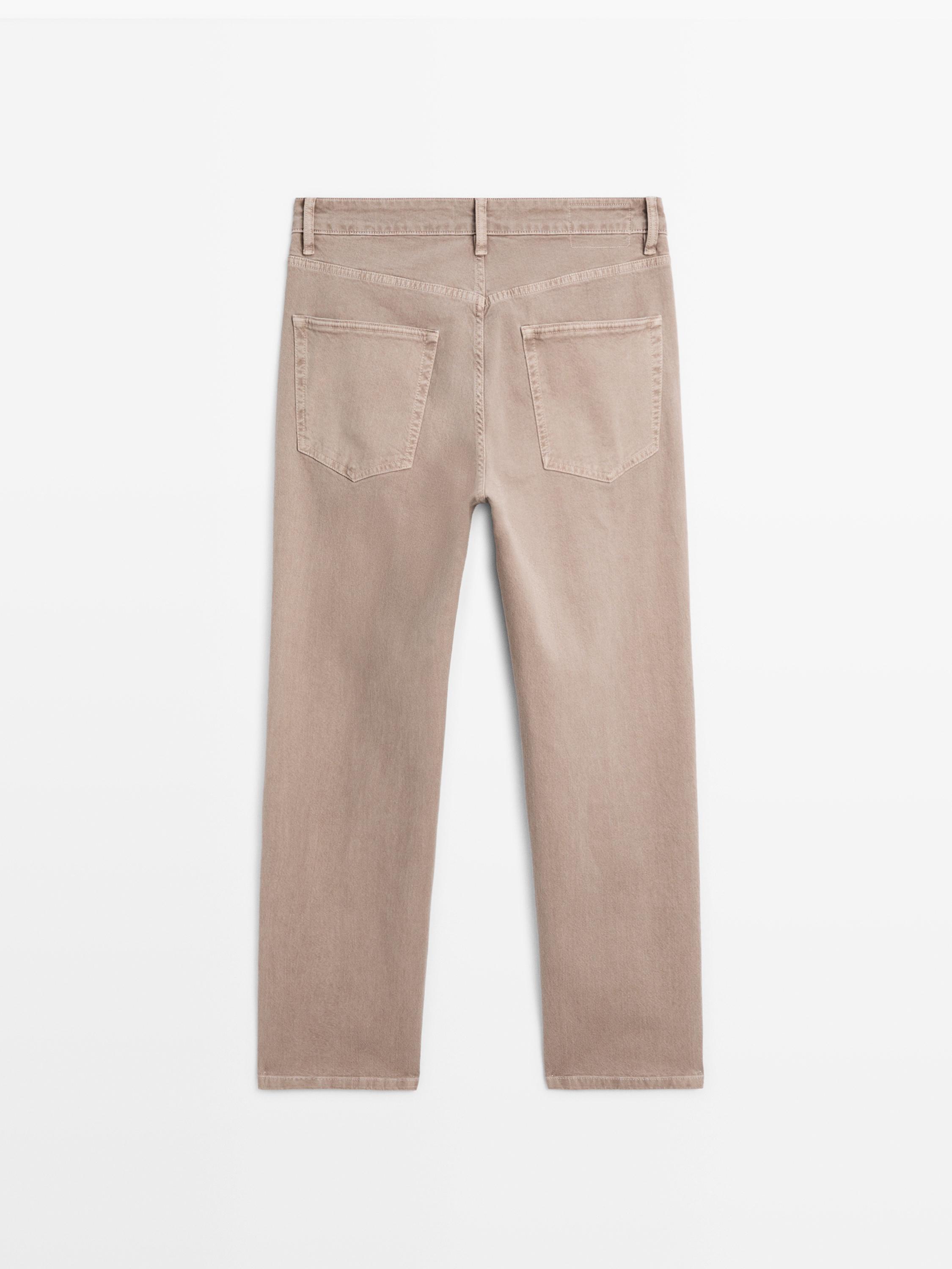 Tapered fit jeans