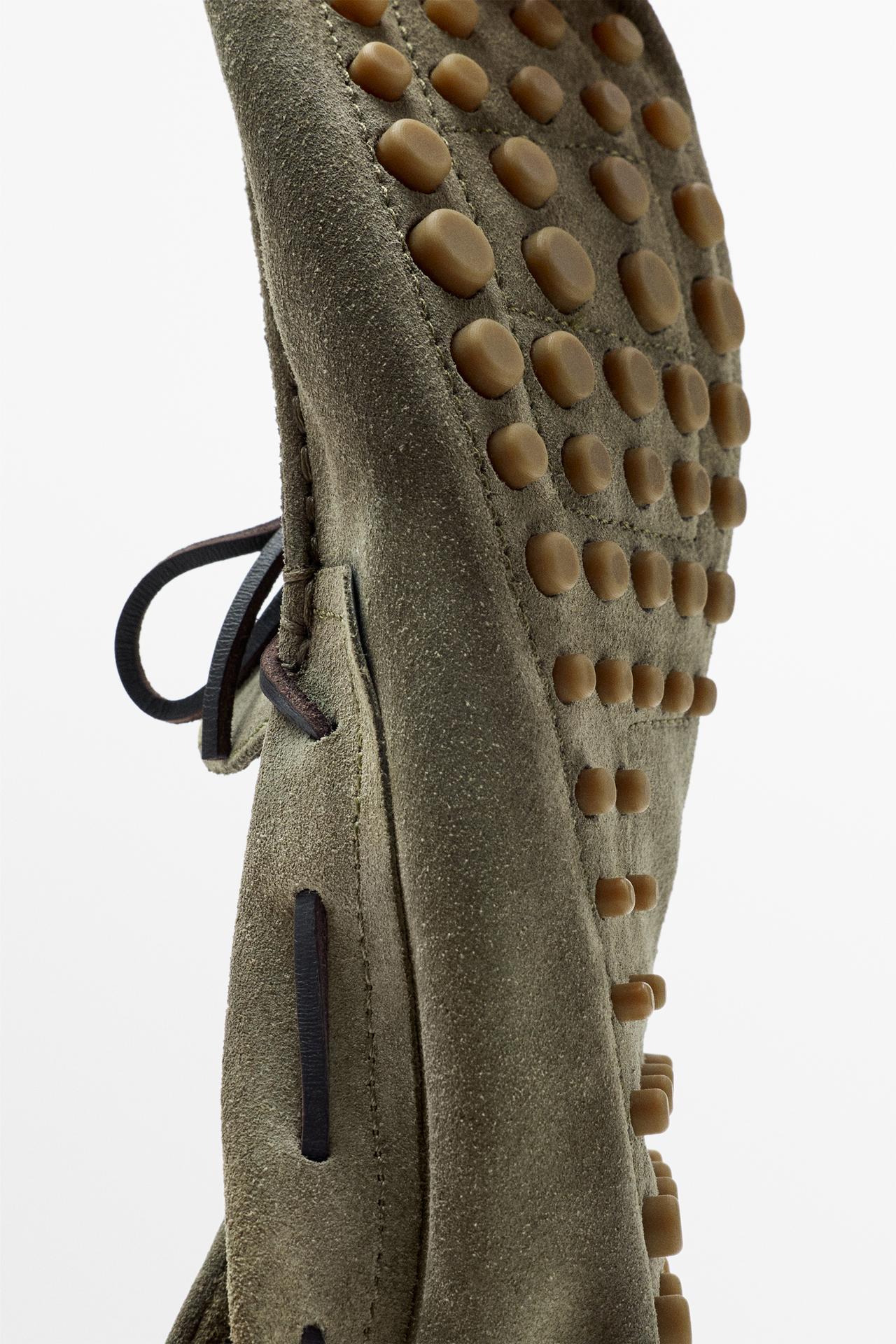 Soft leather loafers with tie — BOTTLE