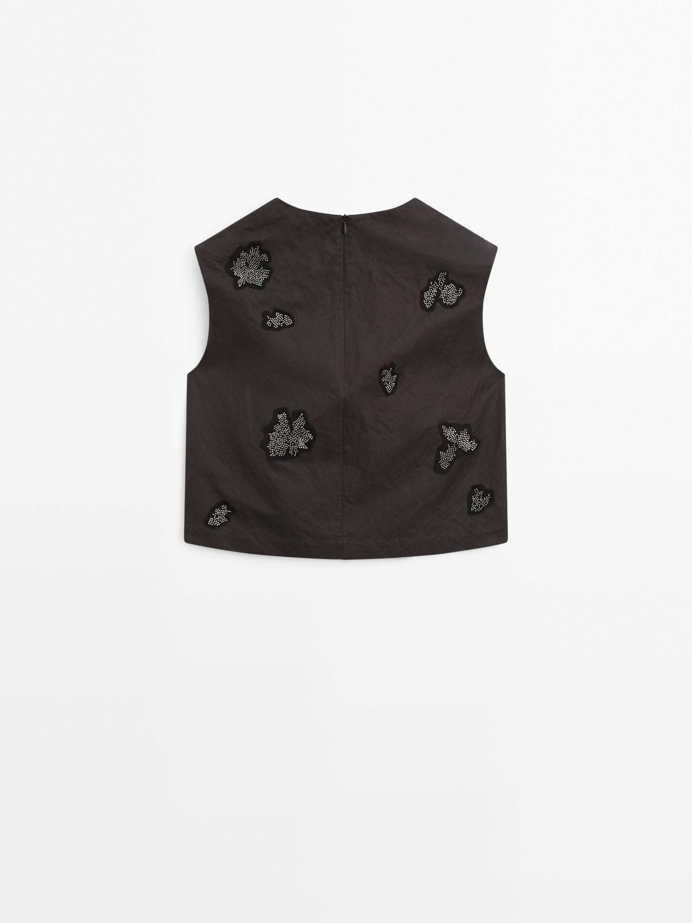 Cotton blend rhinestone top