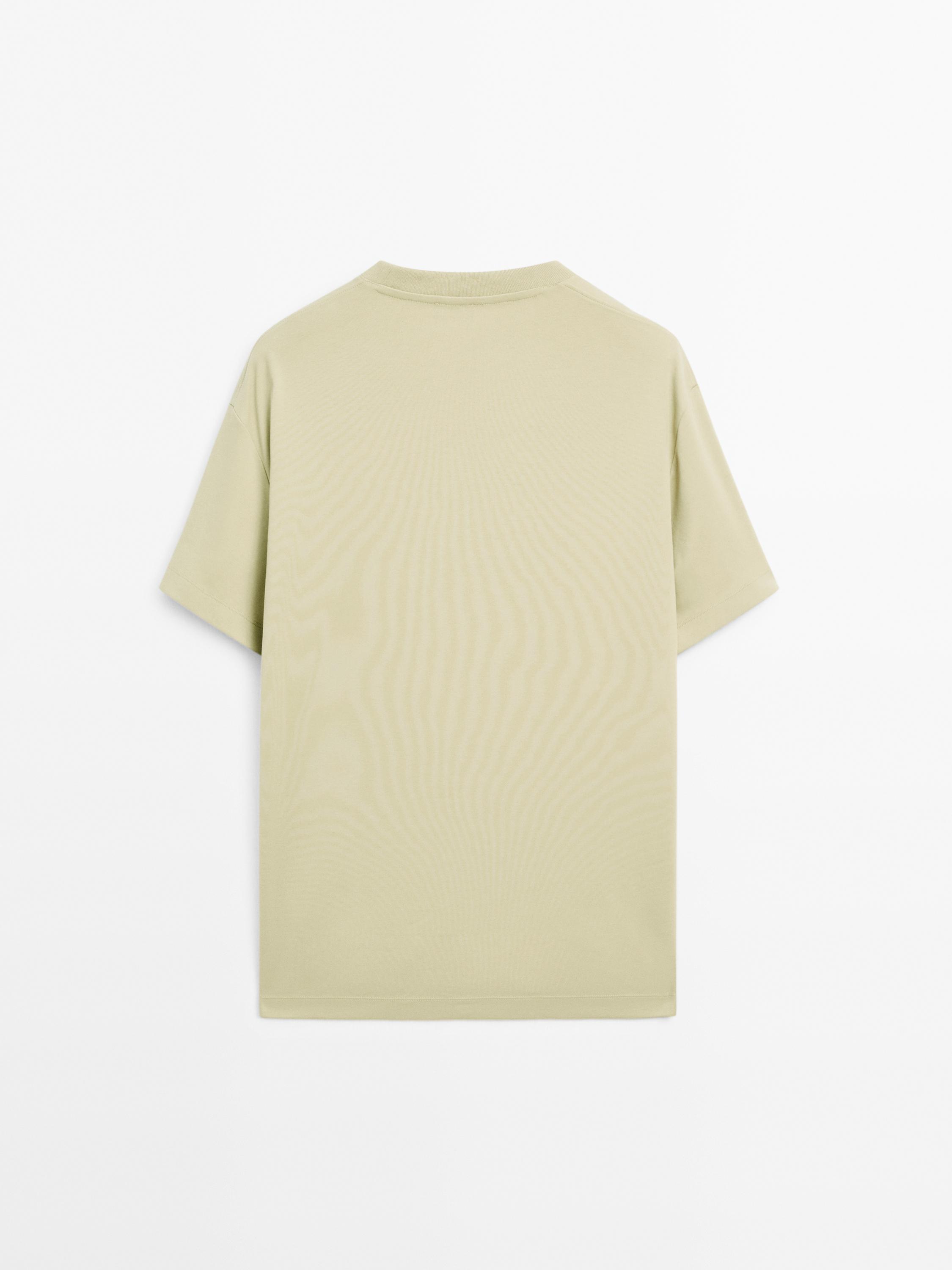 100% cotton medium weight T-shirt