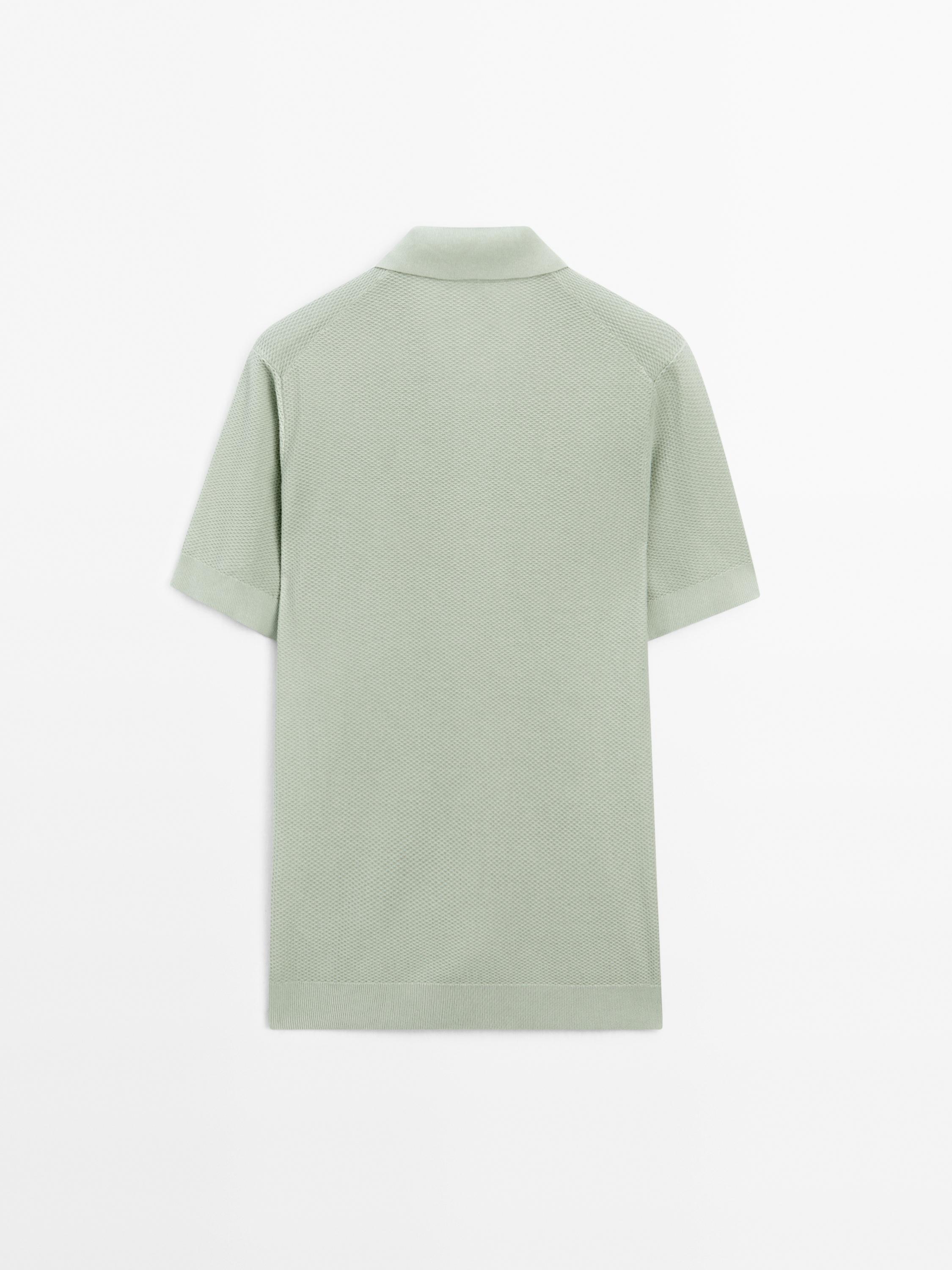 Textured knit short sleeve polo shirt