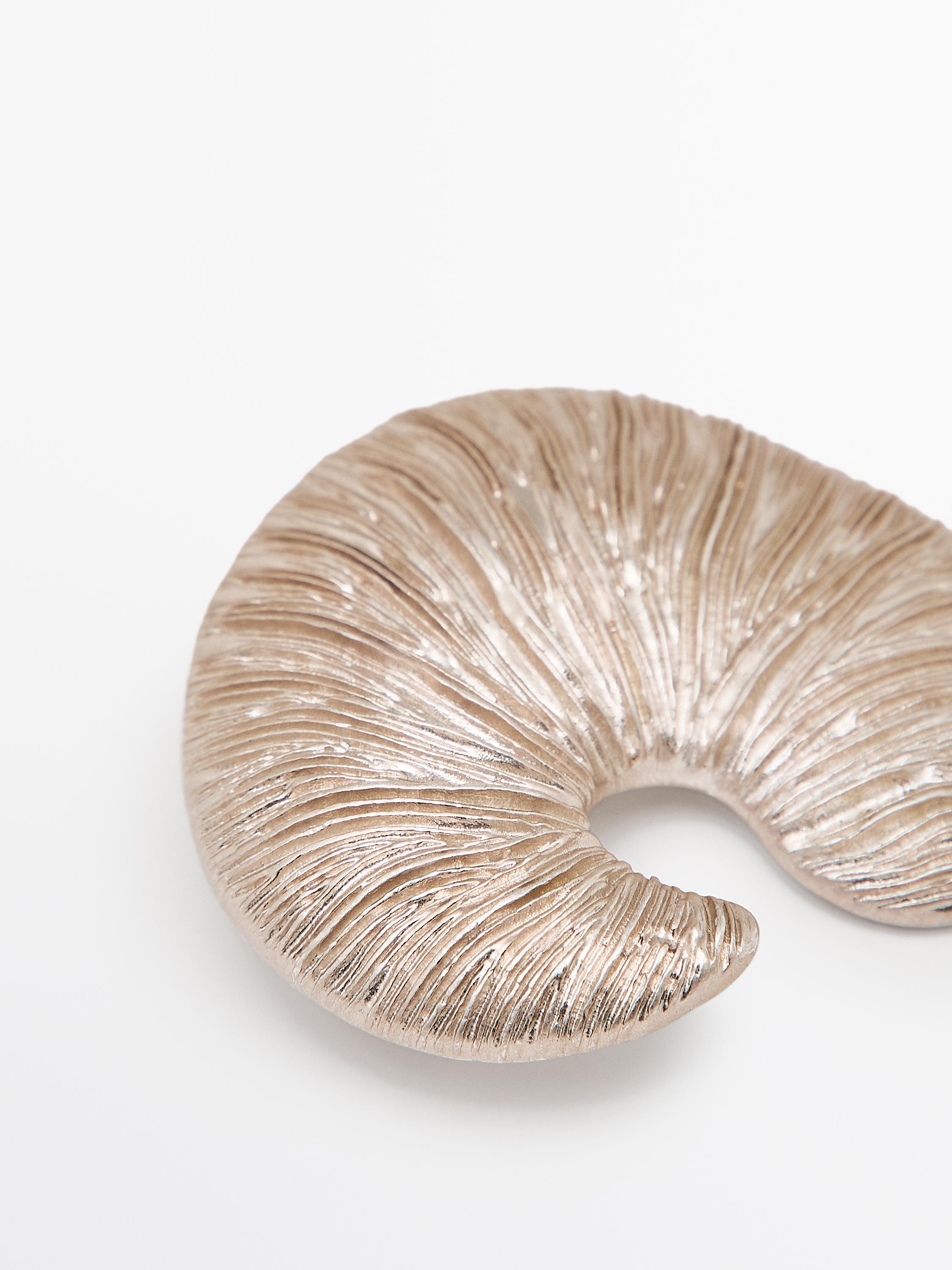 Seashell brooch
