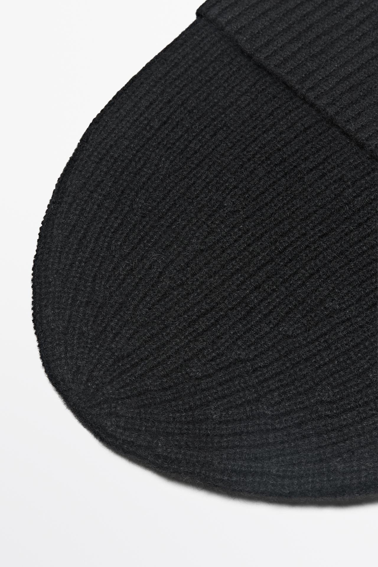 100% cashmere knit beanie — BLACK
