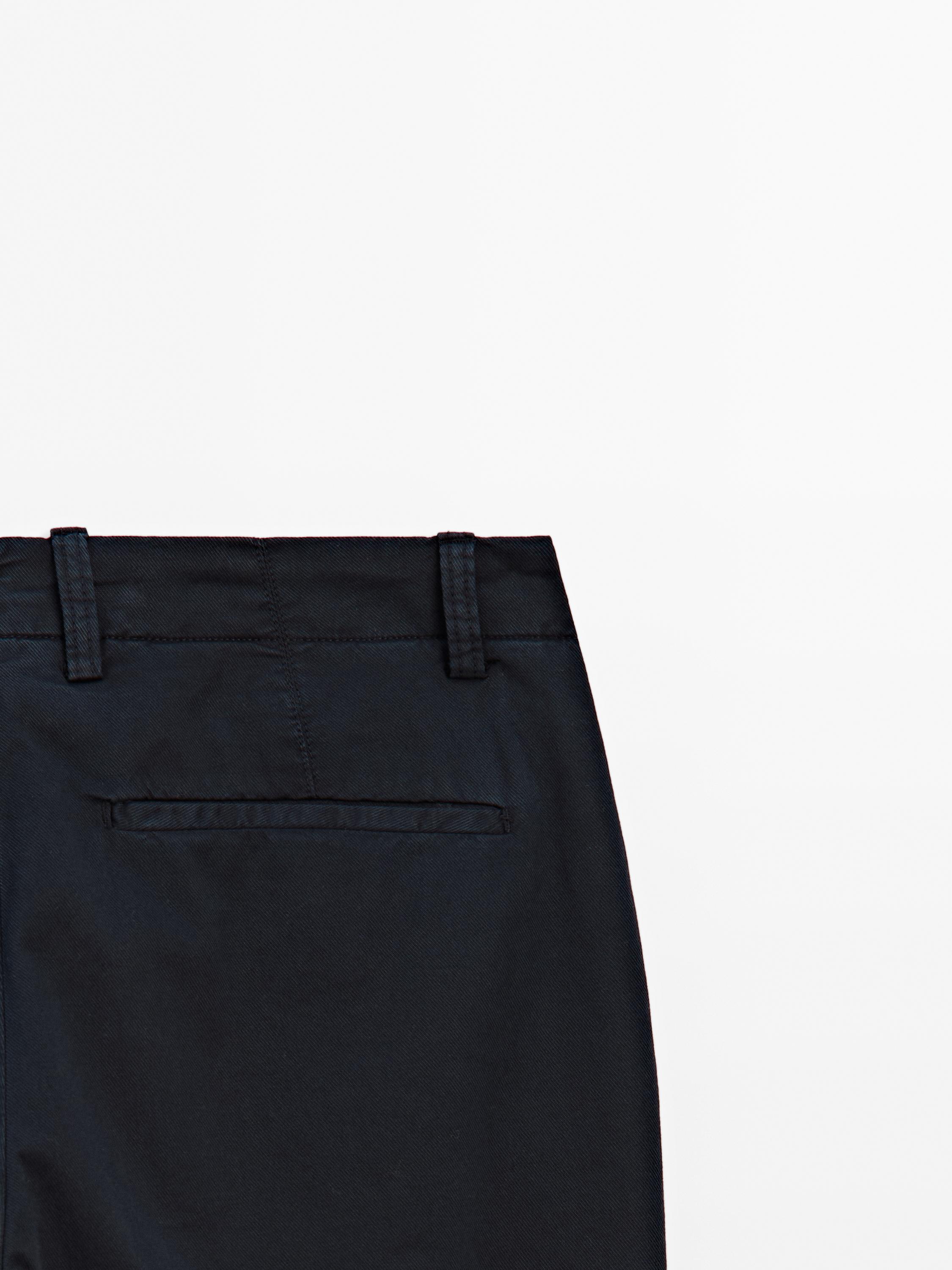 Strukturierte Slim-Fit-Hose