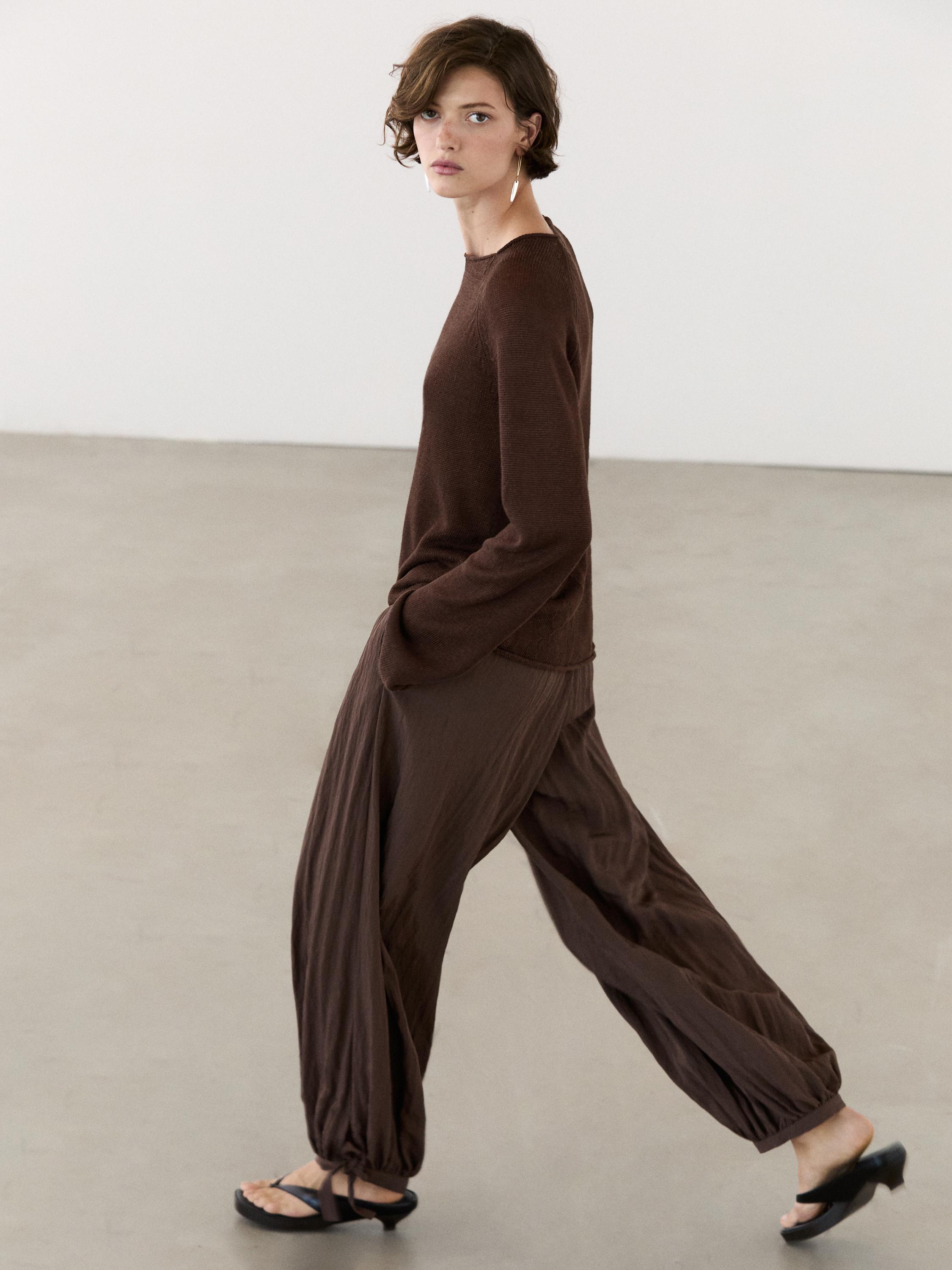 100% linen knit crew neck sweater