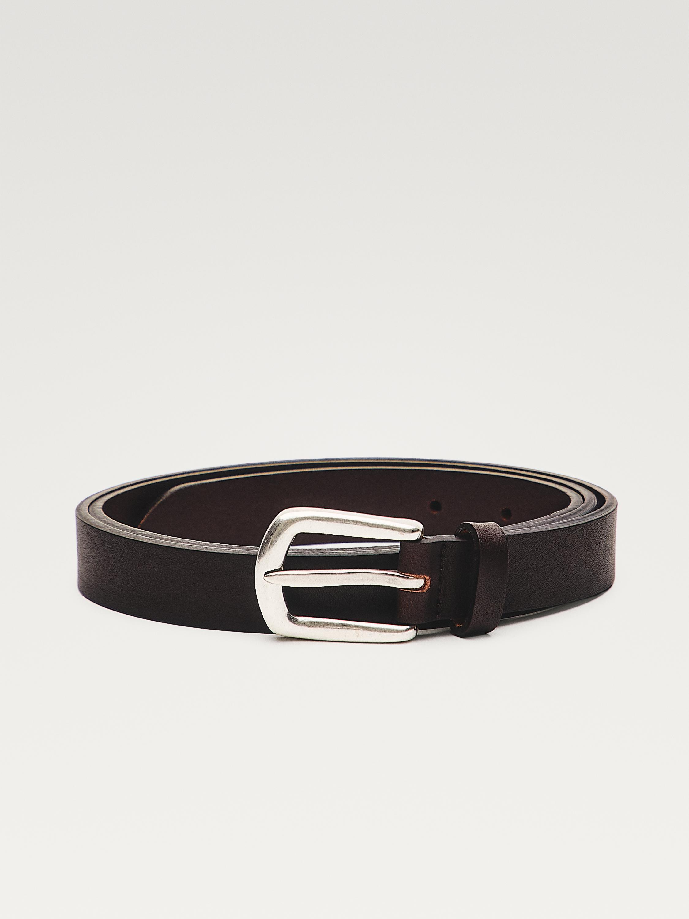 Front view of brown belt with silver metal buckle.