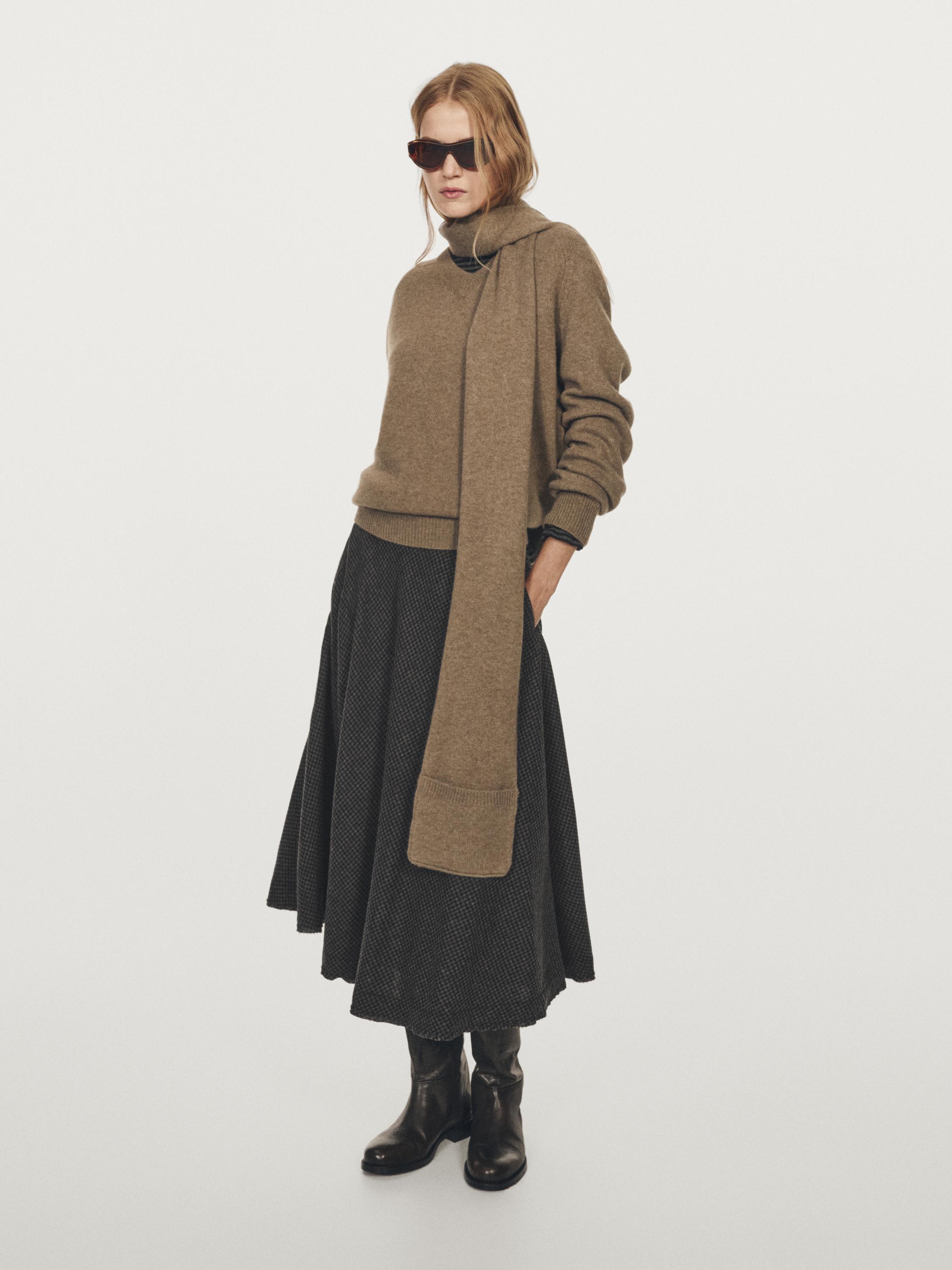 Rūtaini pusgari svārki ar zvanveida piegriezumu