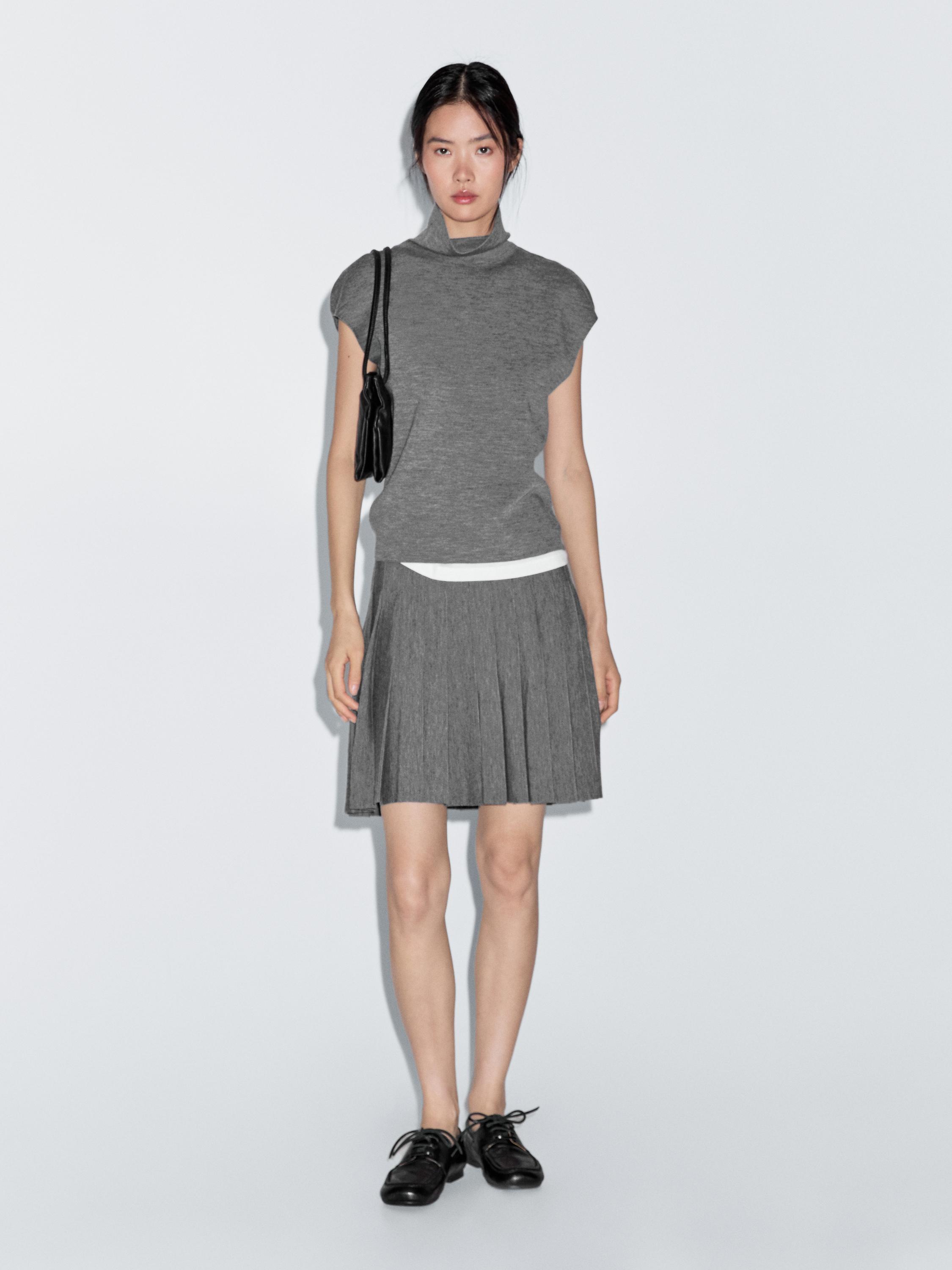 Wool blend funnel neck vest