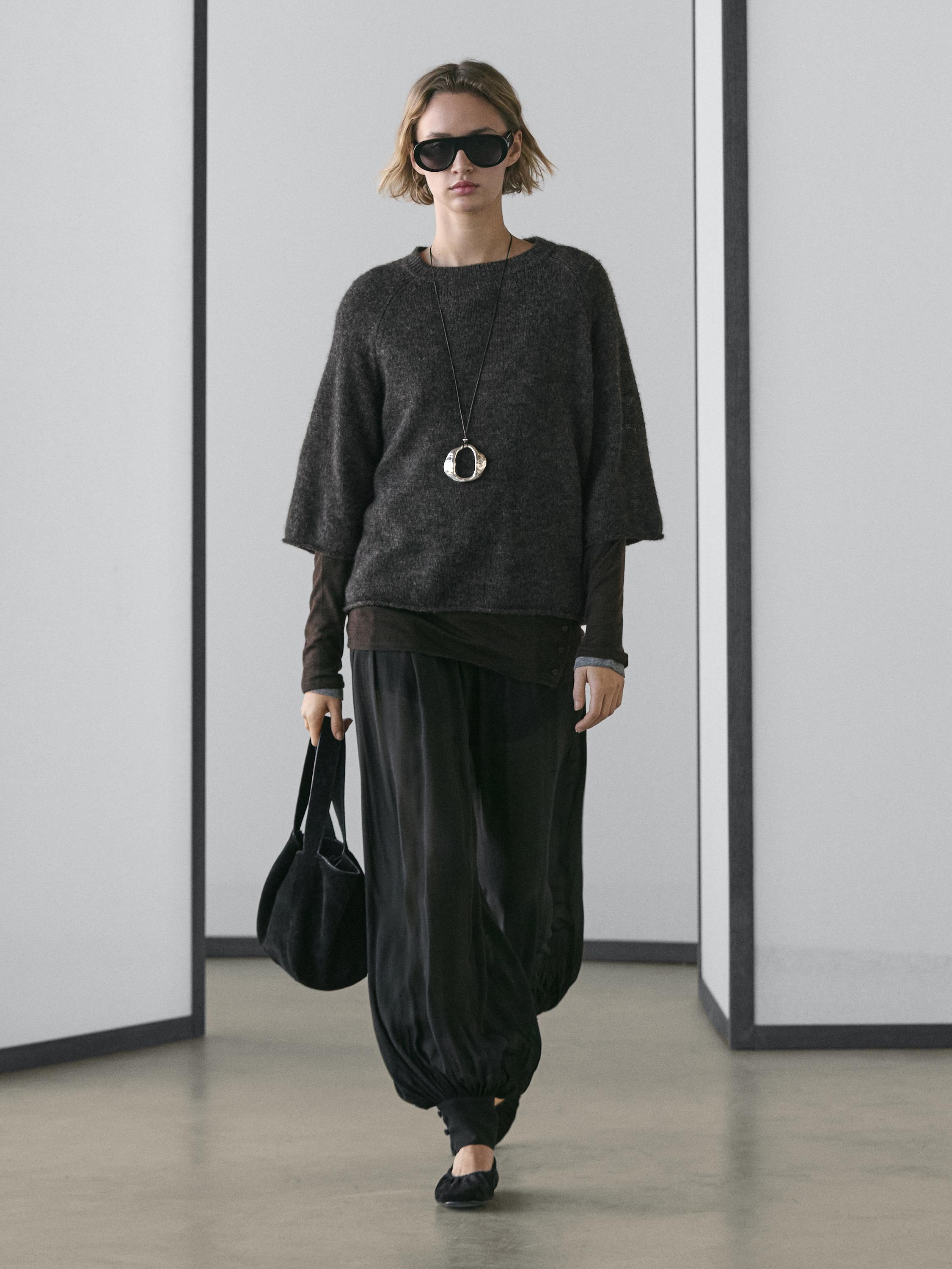 Raglan sleeve knit jumper with alpaca wool