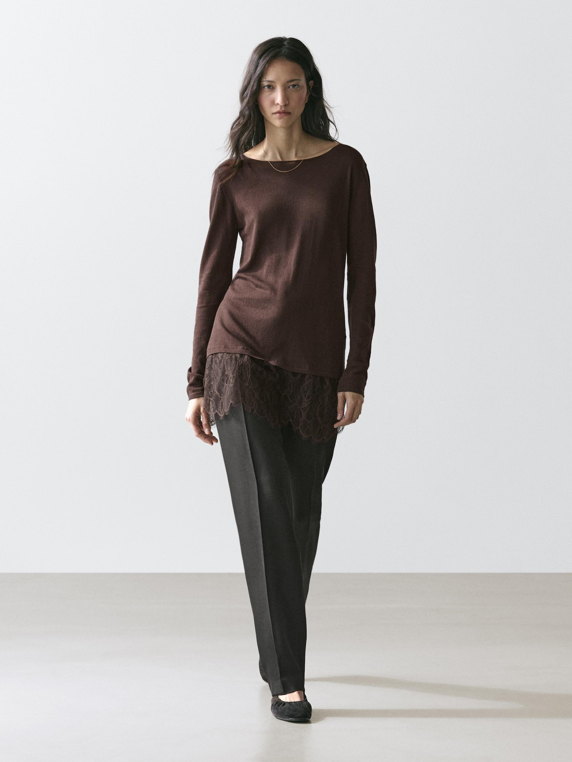 تيشرت بأكمام طويلة وتفصيل دانتيل