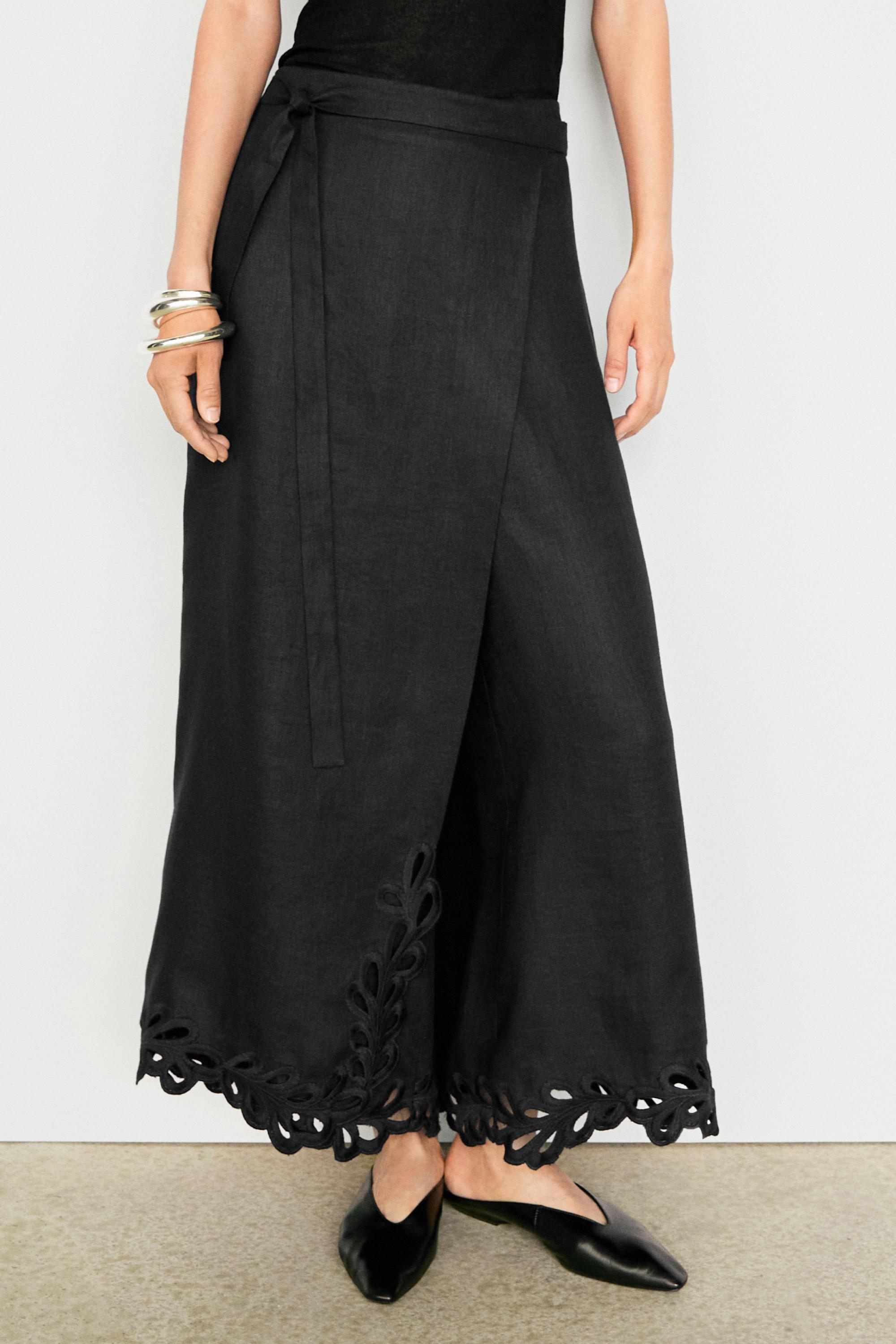100% linen embroidered skort — BLACK