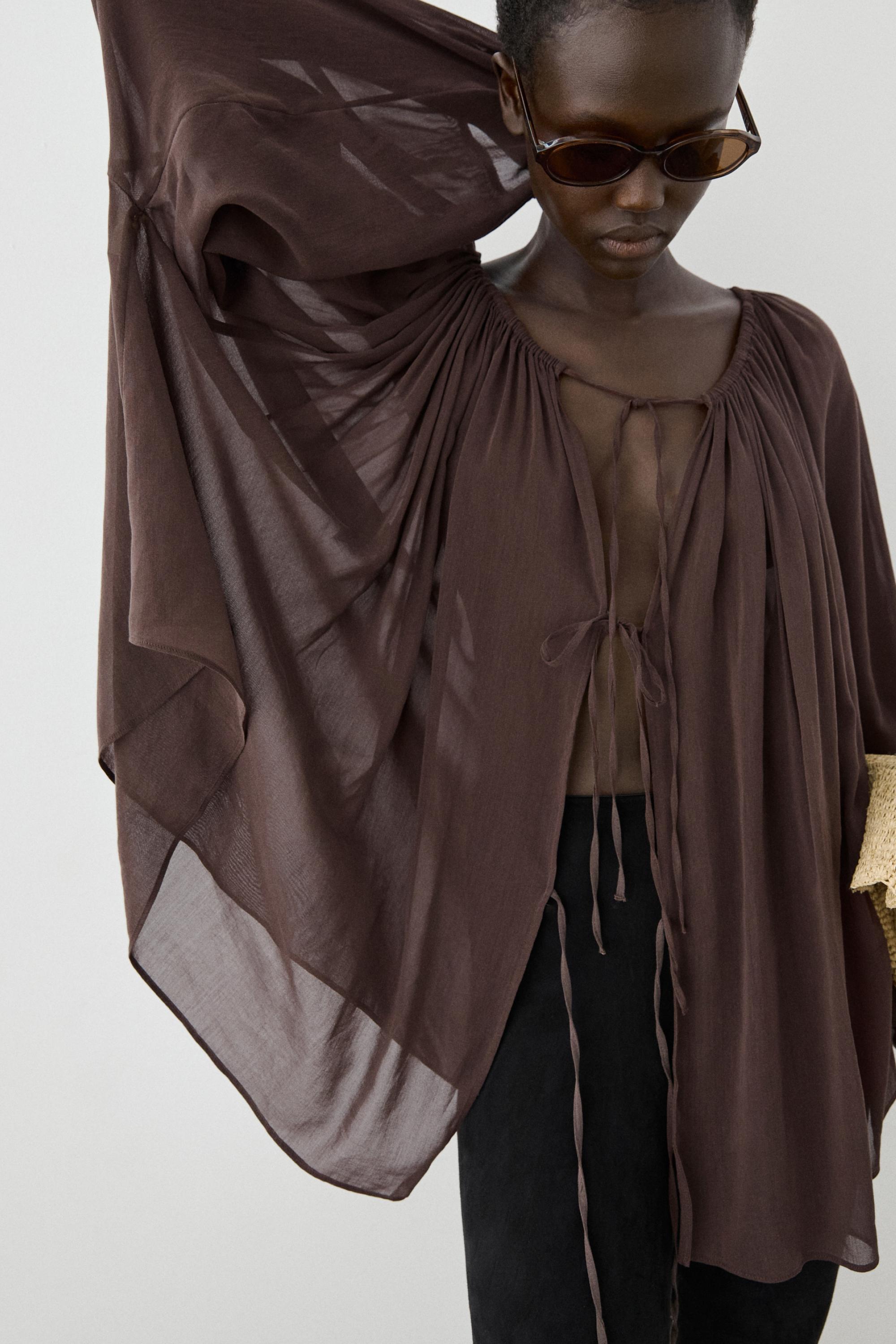Flowing shirt with gathered details — BROWN