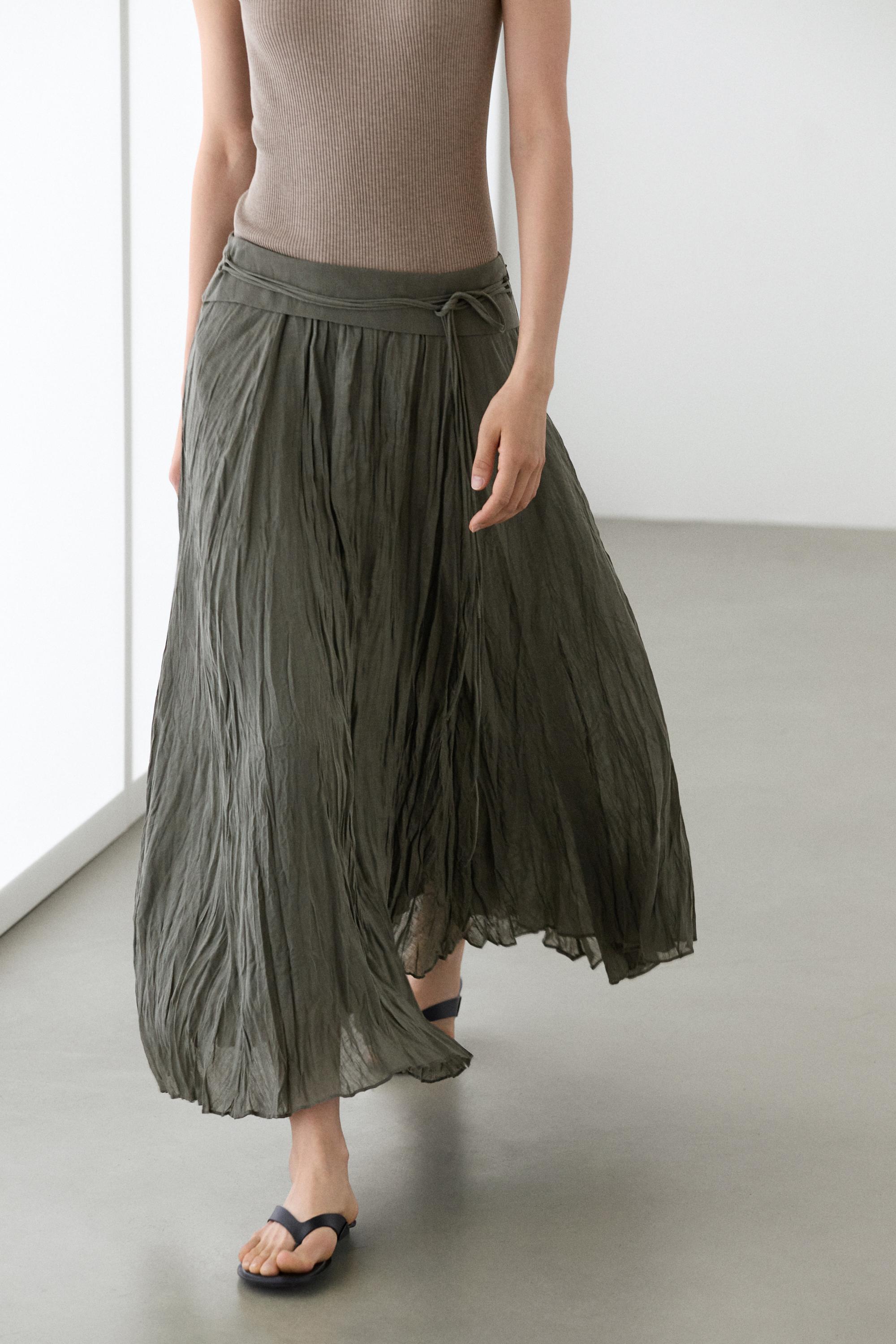 Ramie blend midi skirt with gathered detail — GREEN