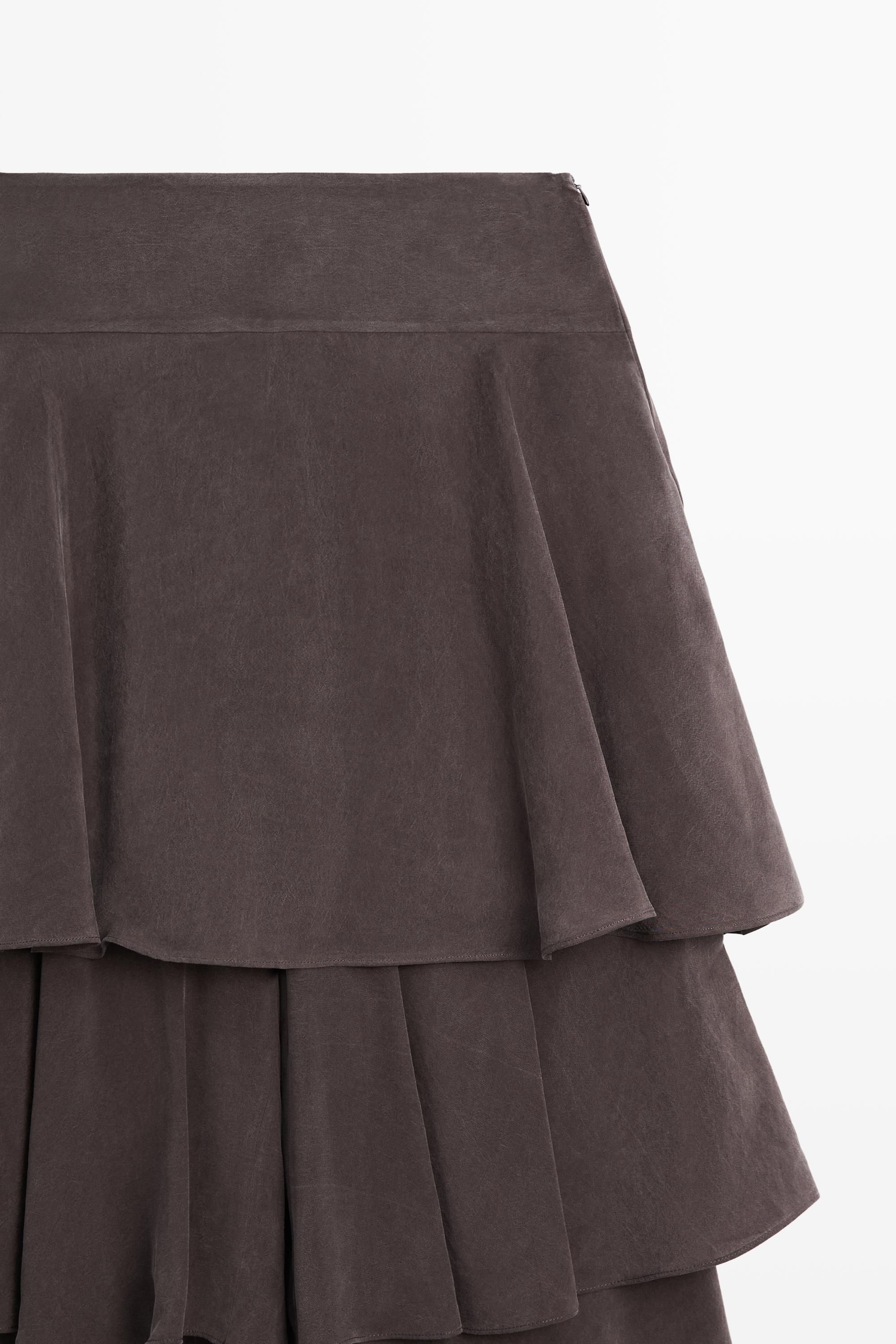 Flowing skort with ruffles — BROWN MARL