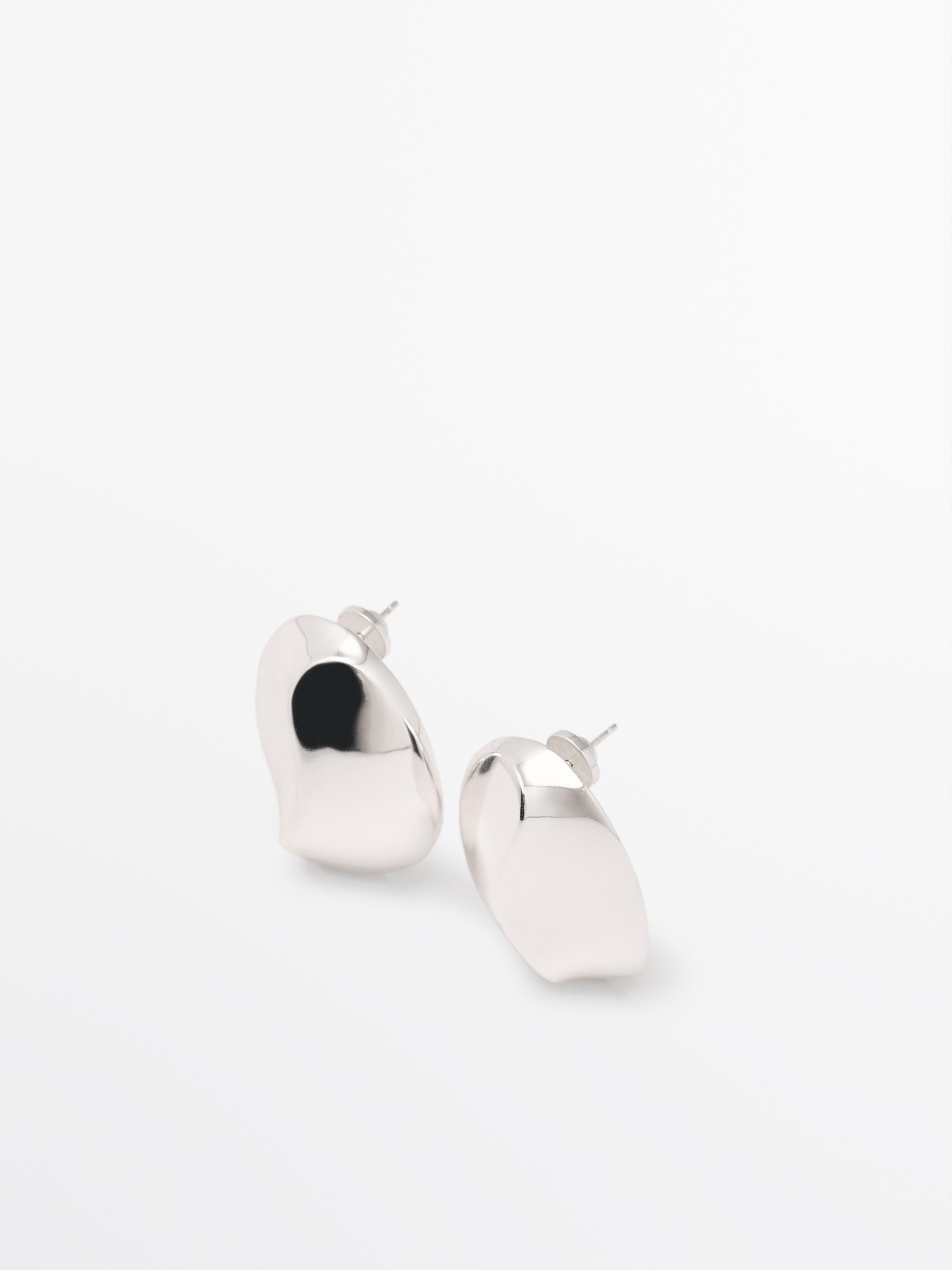 Oval earrings