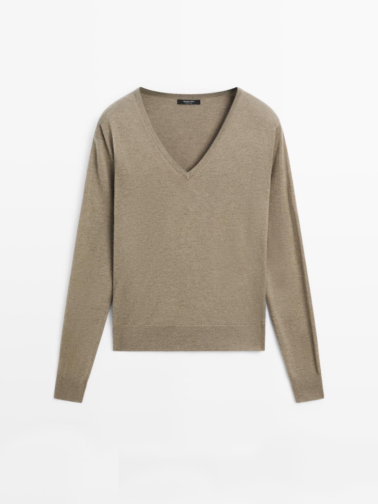 Dzianinowy Sweter Z Mieszanki Wełny Z Dekoltem W Serek - Ziel Pop - M - Massimo Dutti - Kobieta