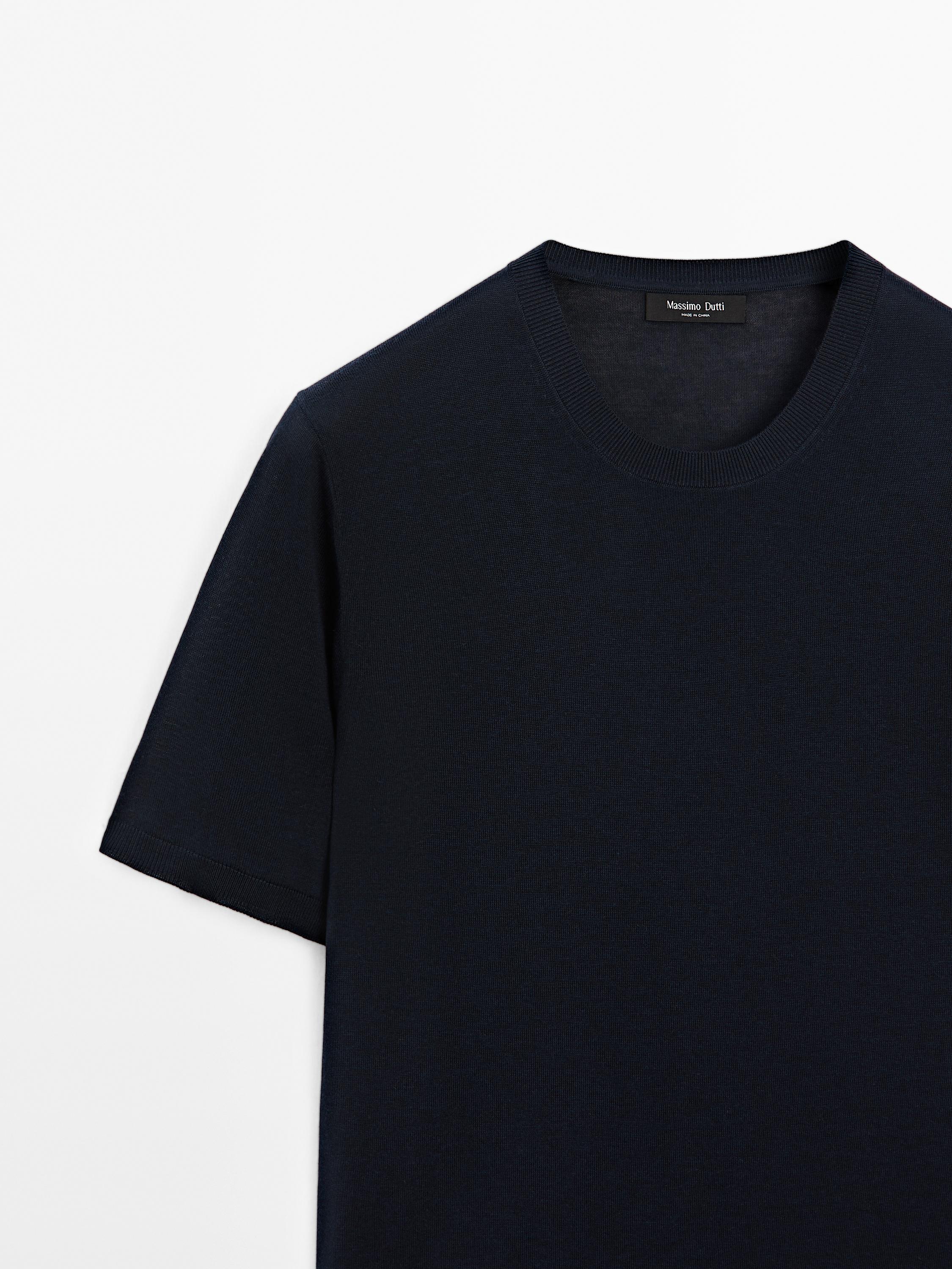 Short sleeve fine knit sweater