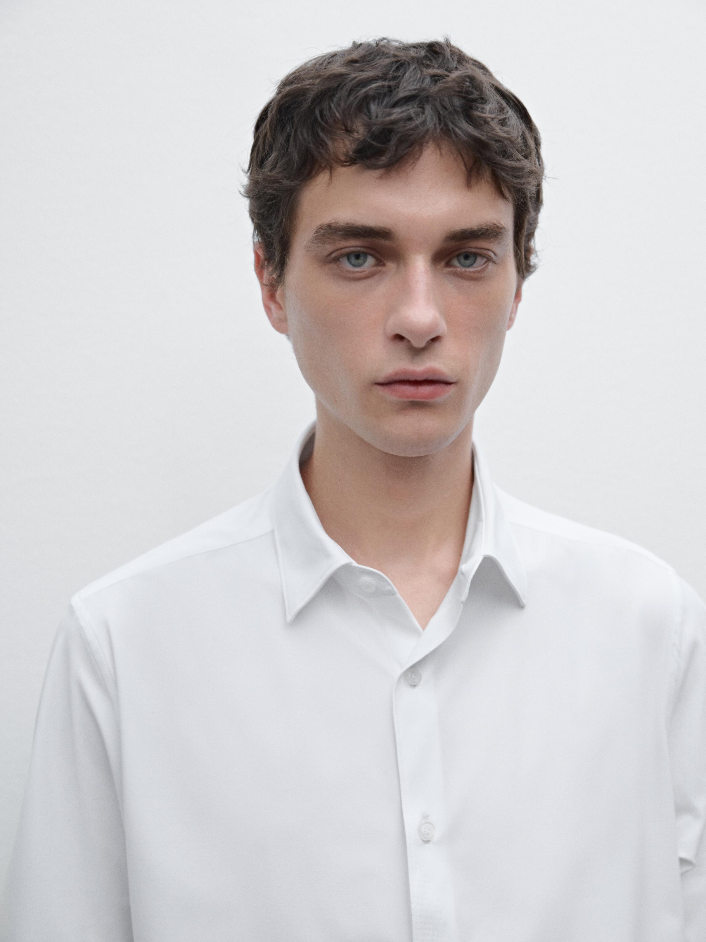 Slim fit non-iron shirt