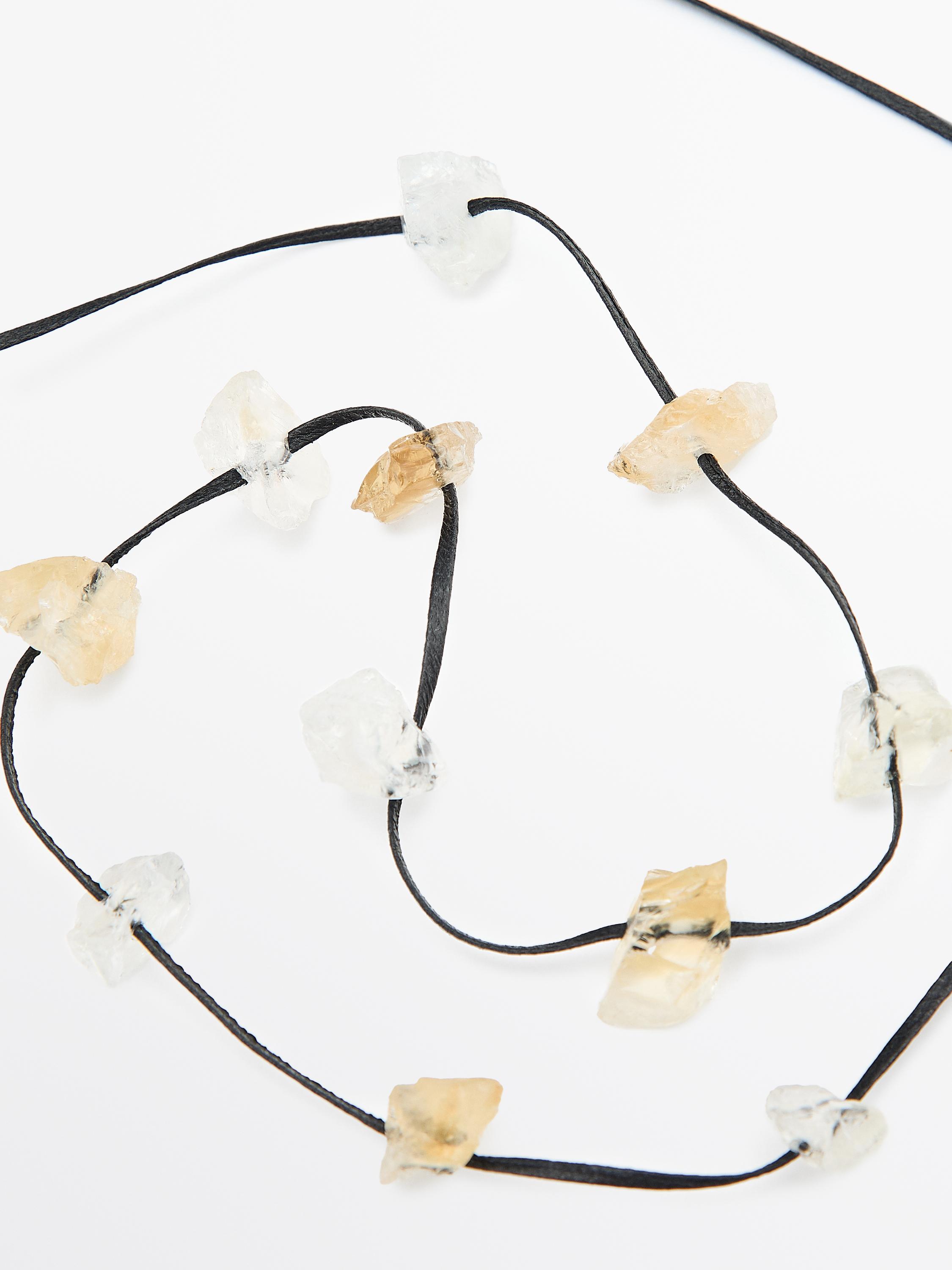Irregular stones necklace