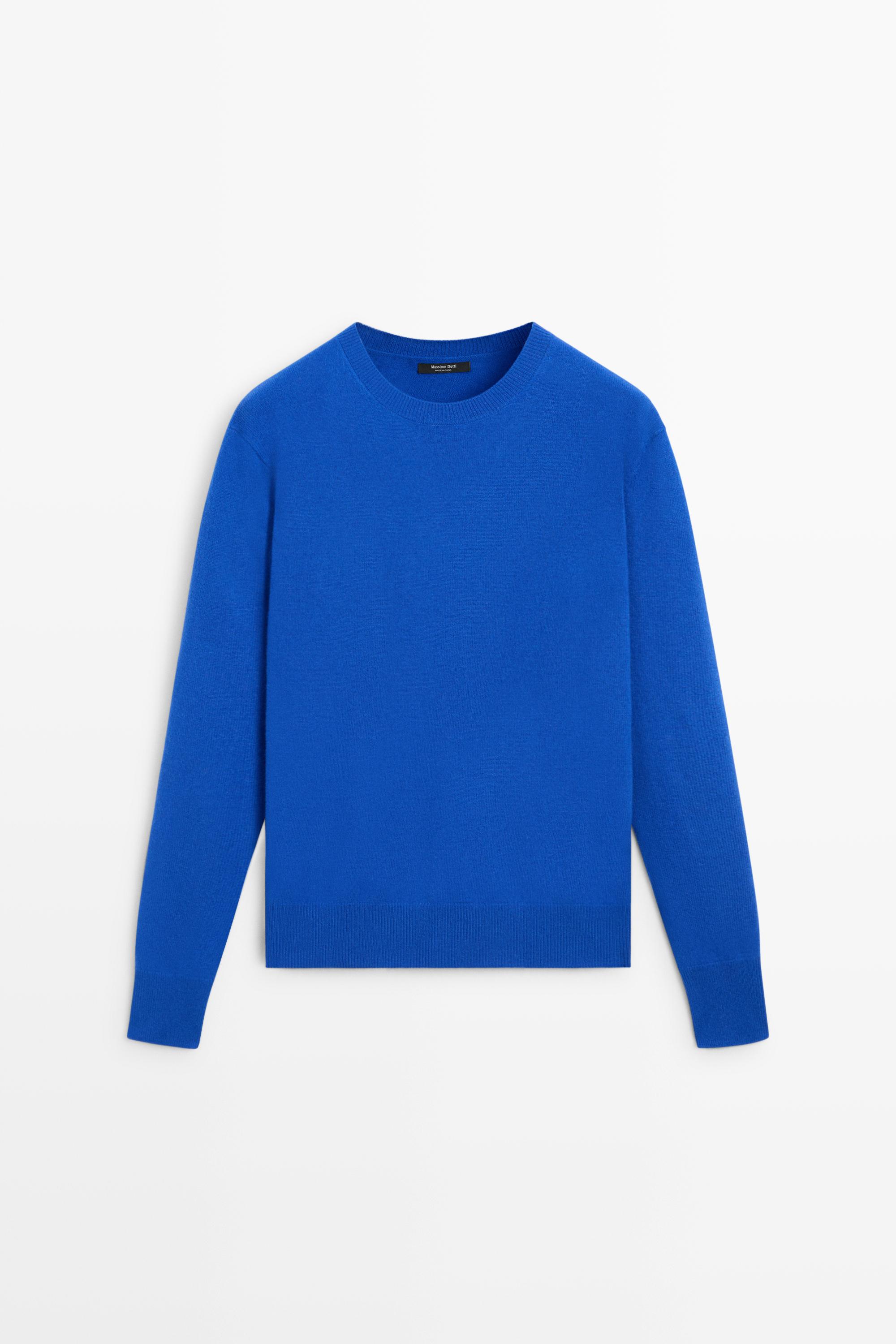 Wool blend knit sweater with round neck