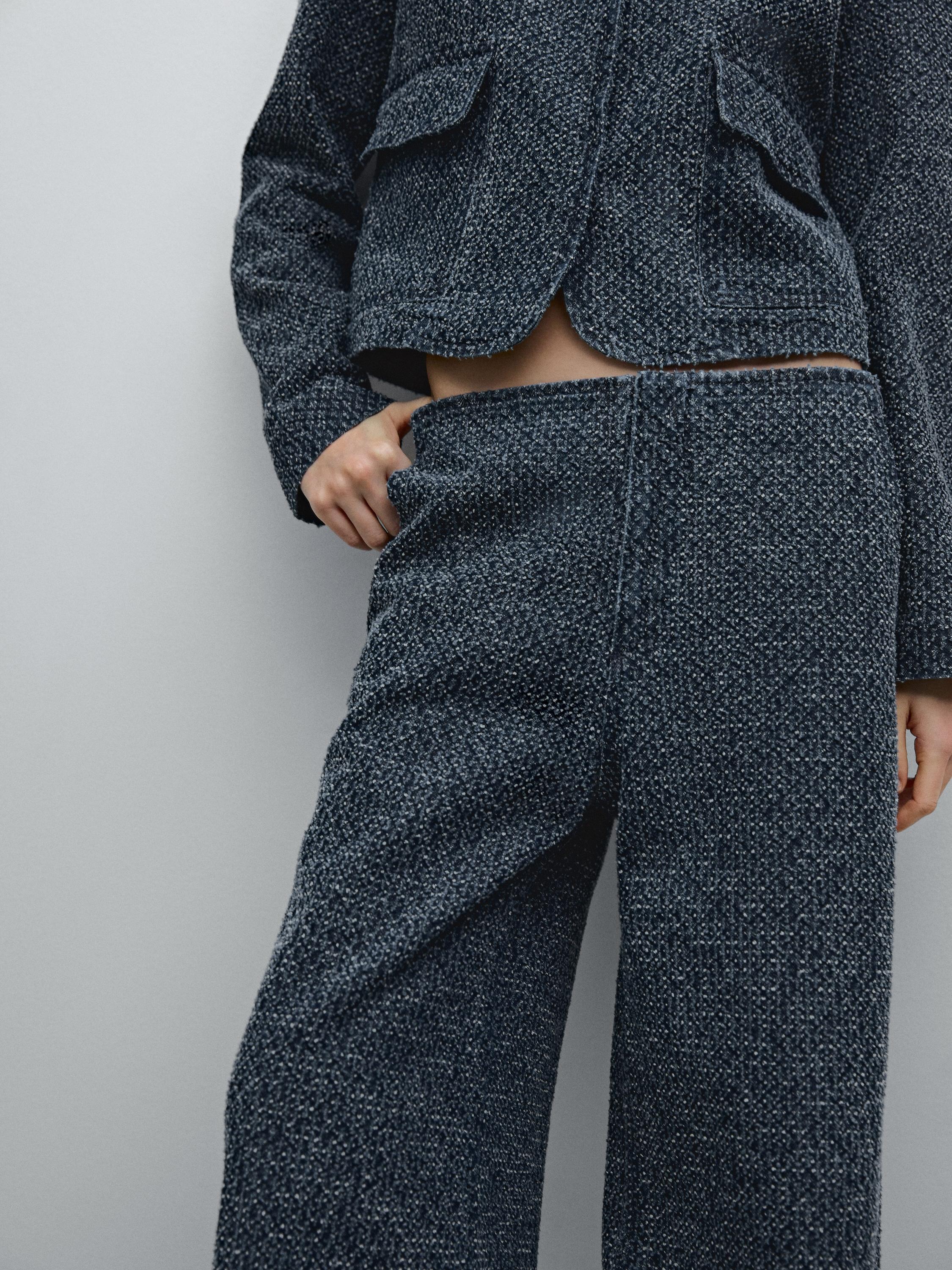Wide-leg high-waist jeans