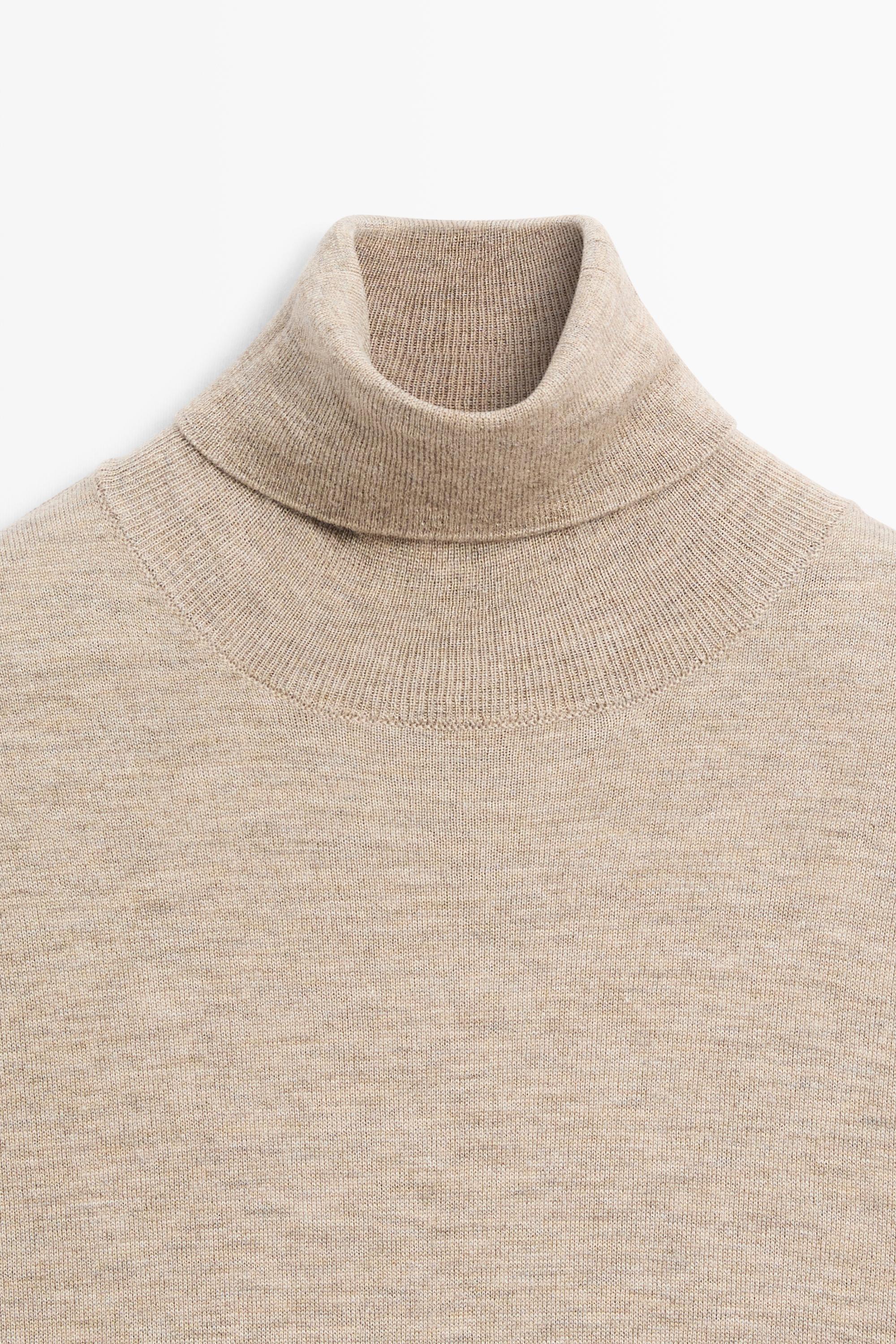 Turtleneck knit sweater — BEIGE MARL