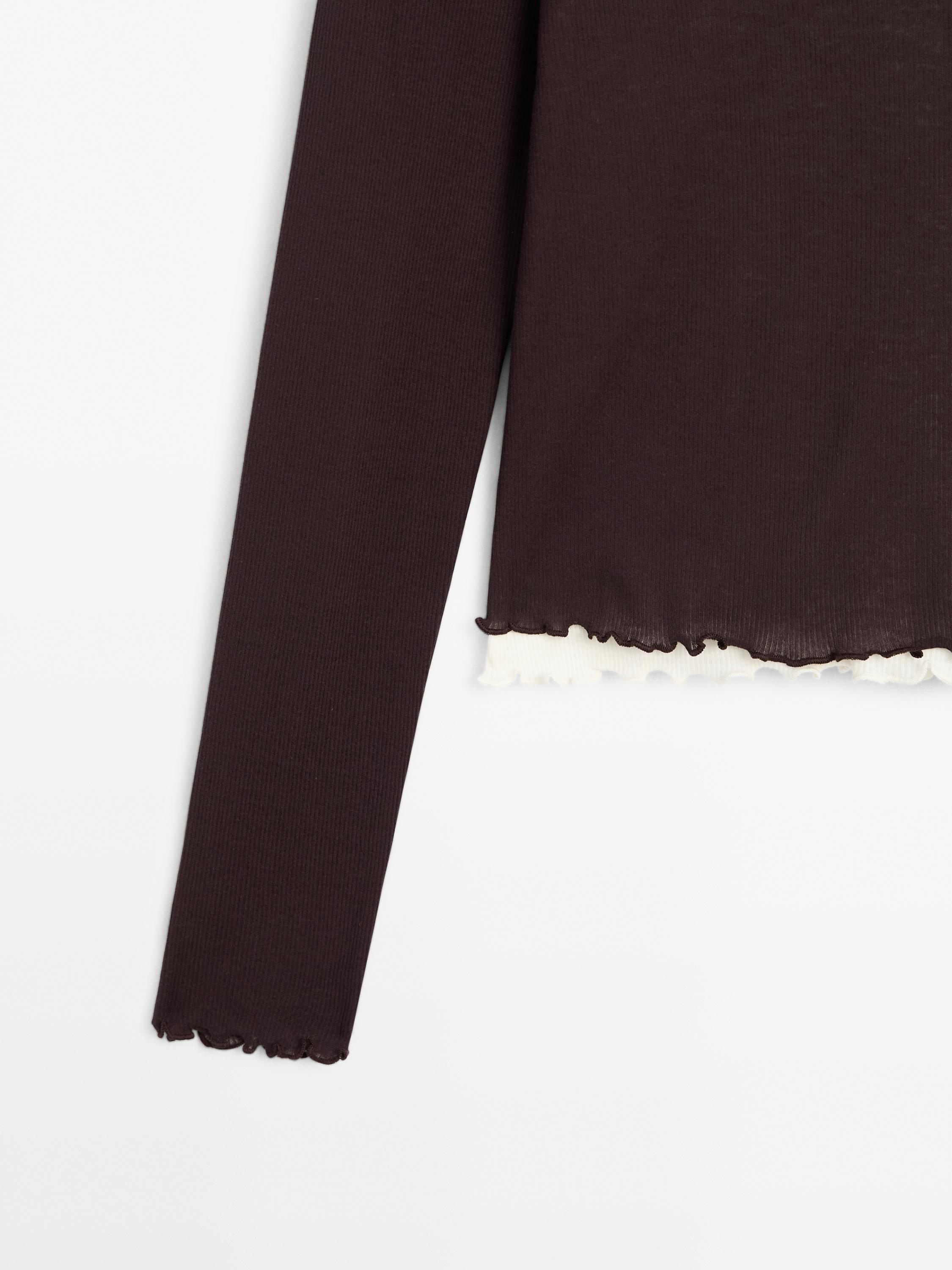 Double-layer T-shirt with wavy ribbed detail · Brown · T