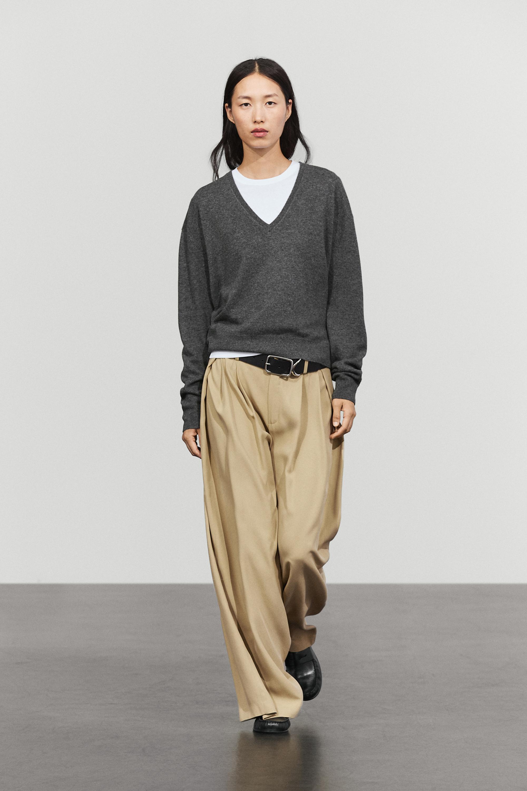 Wool blend knit V-neck sweater