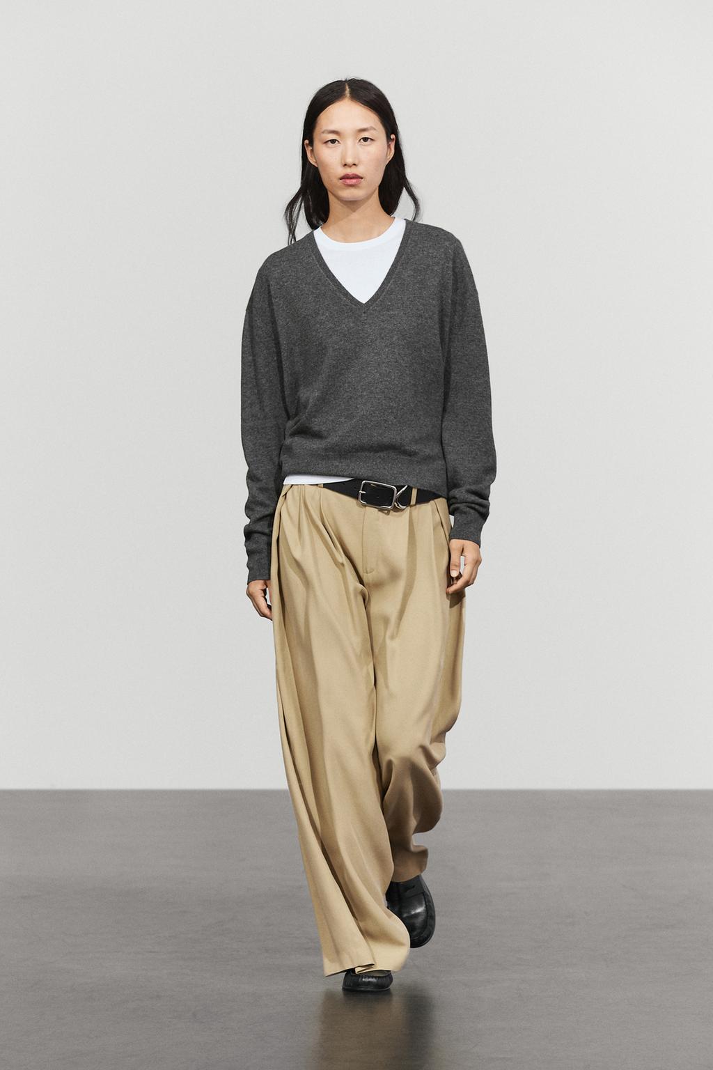 Wool blend knit V-neck sweater